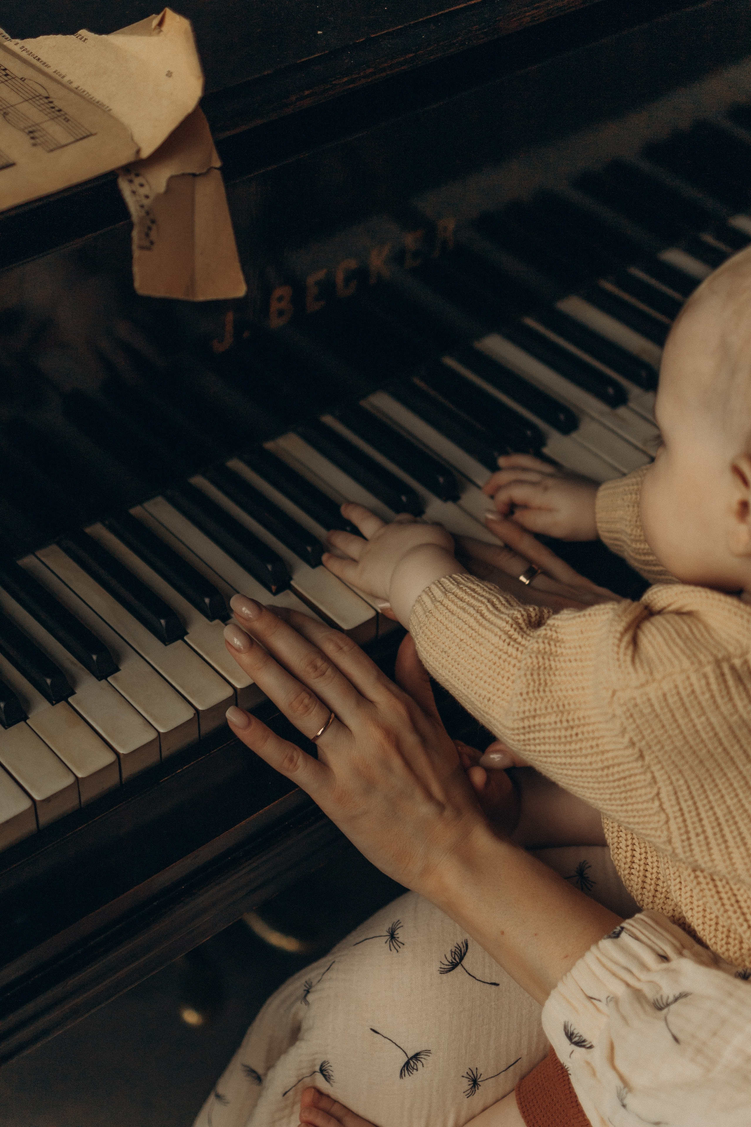 Оля, Никита и малыш Мирослав. Семейный, домашний, ньюборн фотограф Москва Цветкова Елизавета