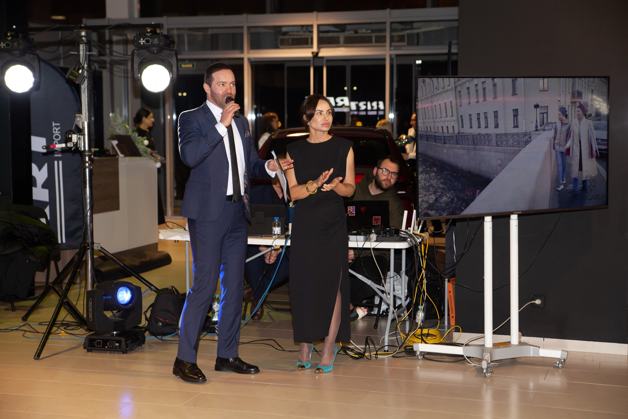 Аллея моды. 22 декабря 2023 г. RRT Пулково. Портретный фотограф в СПб Ирина Маринина