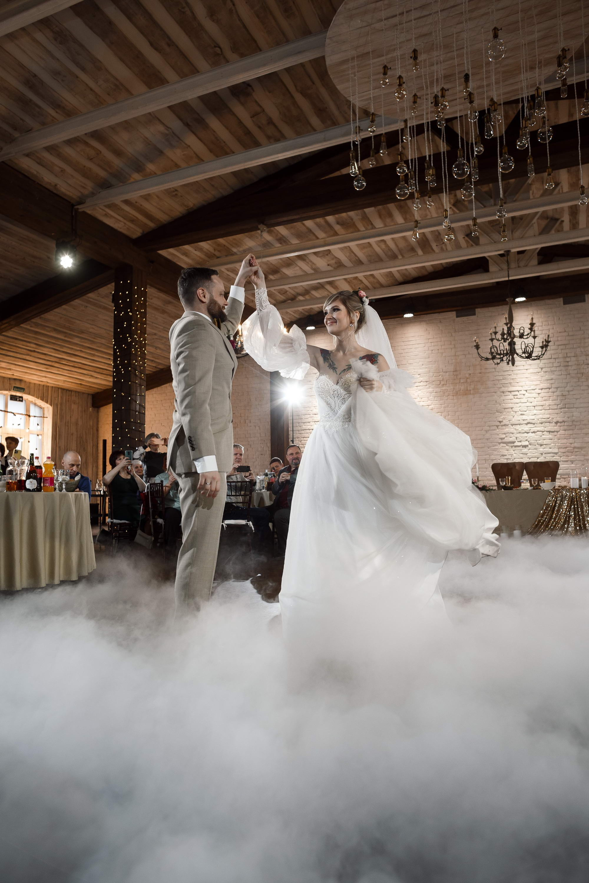 Интернациональная свадьба Россия и Швеция. Свадебный фотограф Игорь Брундасов 8PHOTO на свадьбу венчание загс СПб