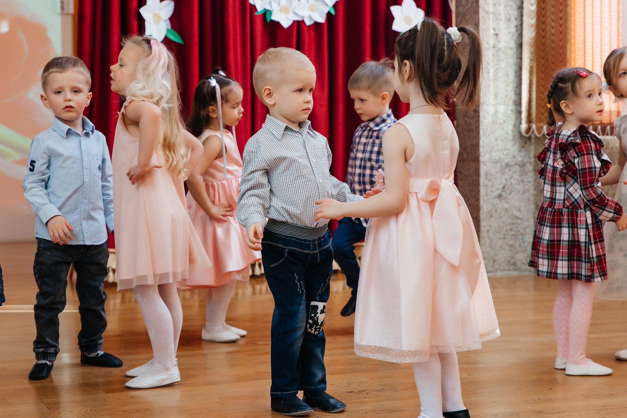 Детский сад № 93 — Утренник (07.03.2023). Свадебный и семейный фотограф Крамар Наталья