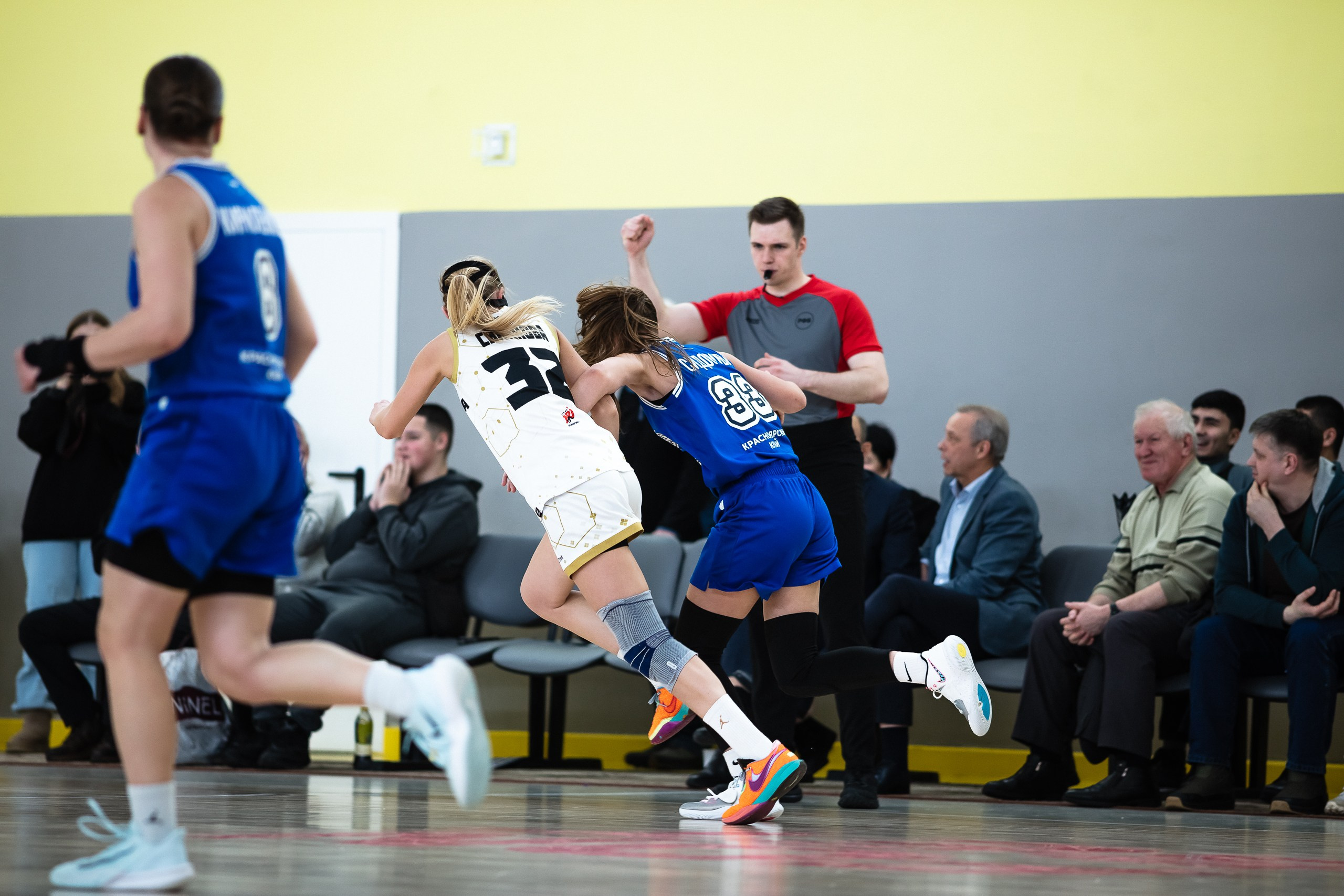 ЧГУ-Атланта — Енисей. Фотография