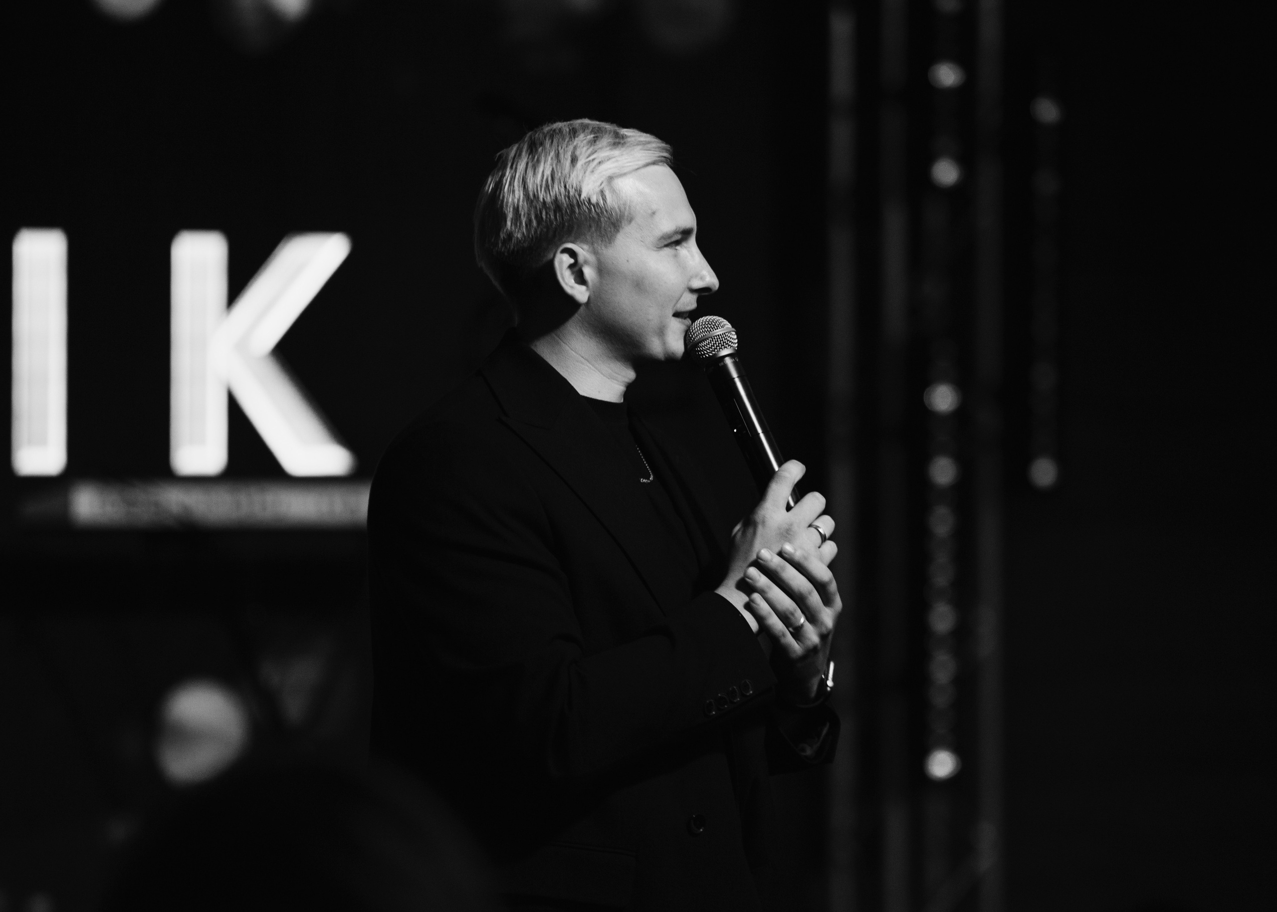 SHIK. Портретный фотограф в Москве Дарья Цезария