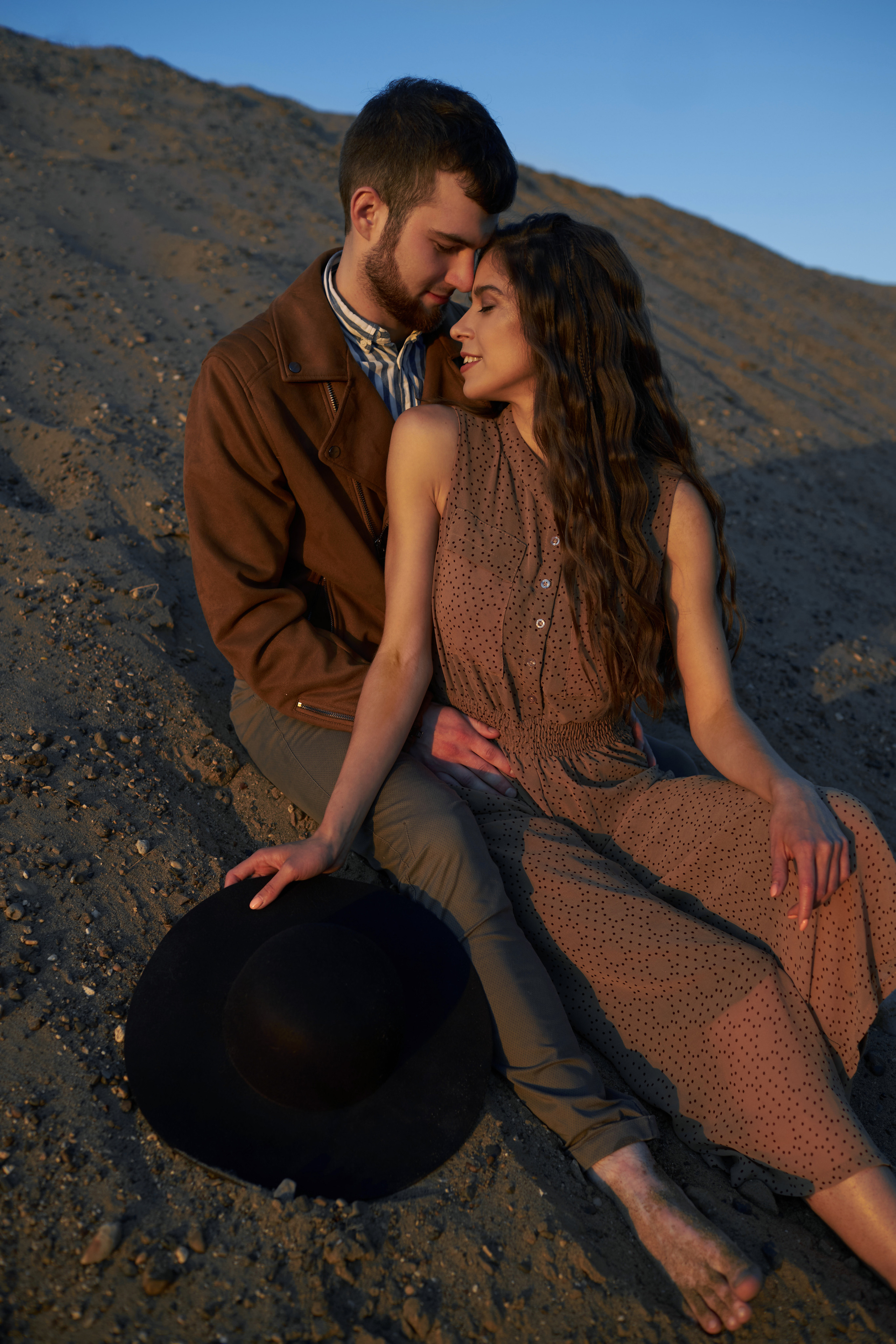 Пустыня в Кирове? Ну в целом идеальная локация для LoveStory фотосесси. Александр Прозоров фотограф в Кирове