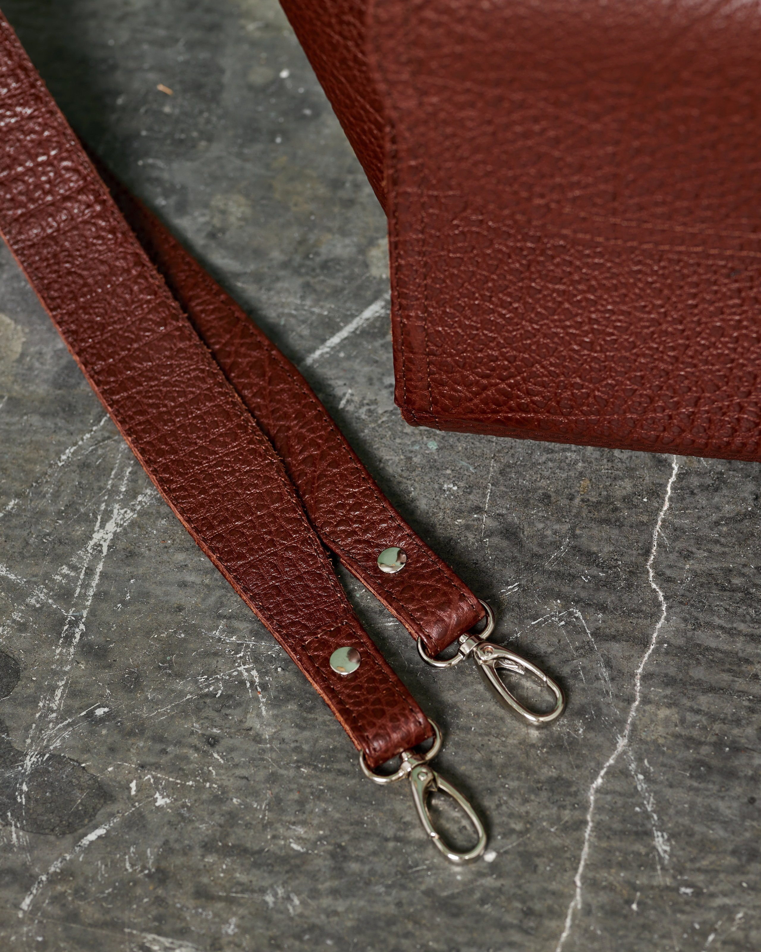 Фотосъемка сумок. Александр Прозоров фотограф в Кирове