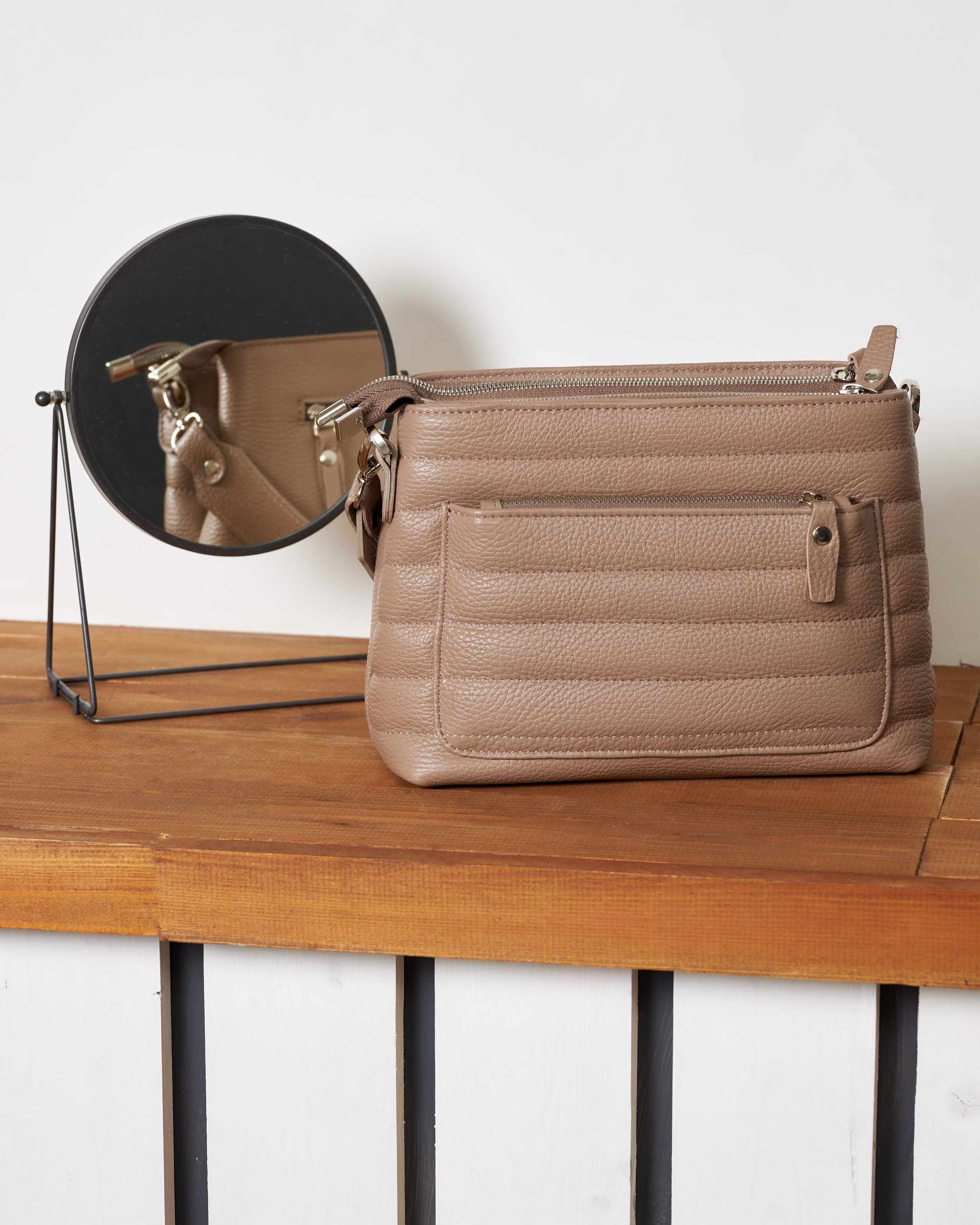 Фотосъемка сумок. Александр Прозоров фотограф в Кирове