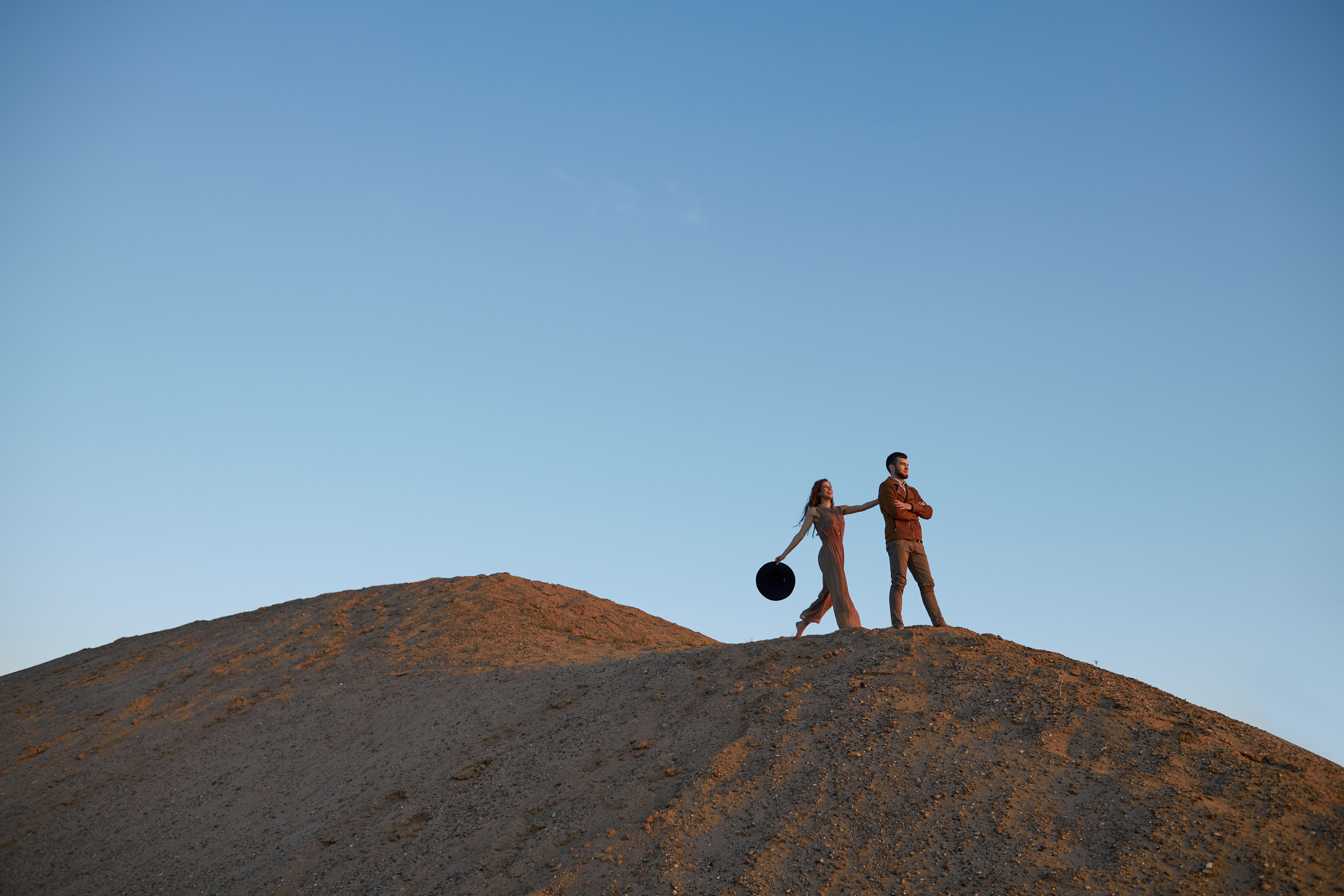 Пустыня в Кирове? Ну в целом идеальная локация для LoveStory фотосесси. Александр Прозоров фотограф в Кирове