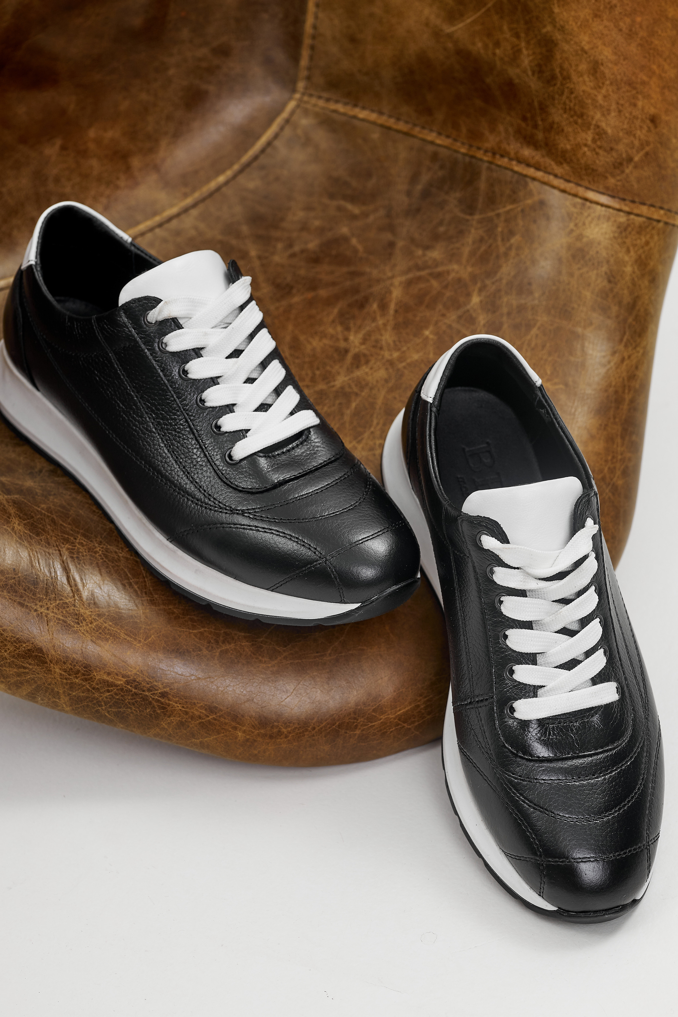 Фотосъемка сумок. Александр Прозоров фотограф в Кирове