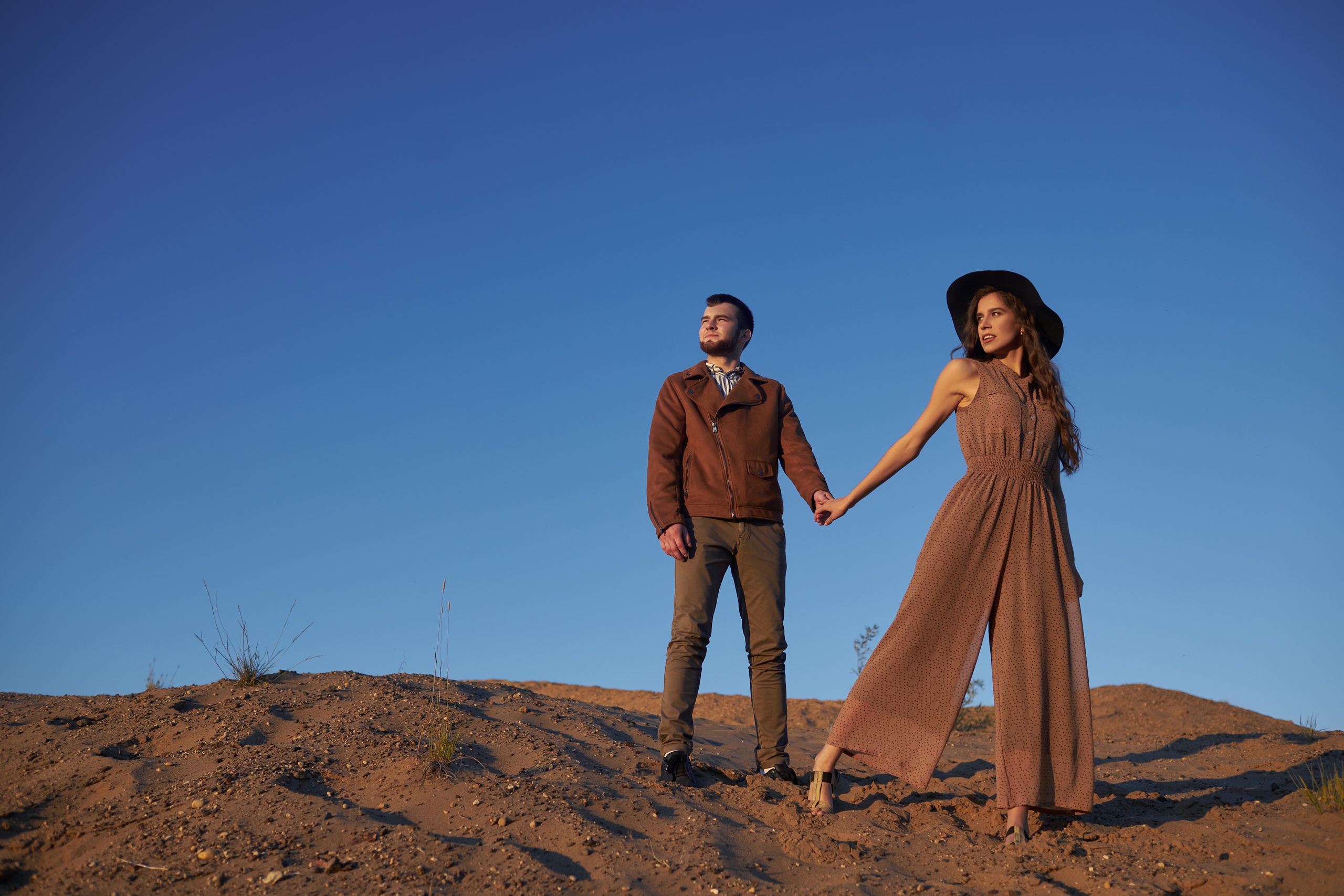 Пустыня в Кирове? Ну в целом идеальная локация для LoveStory фотосесси. Александр Прозоров фотограф в Кирове