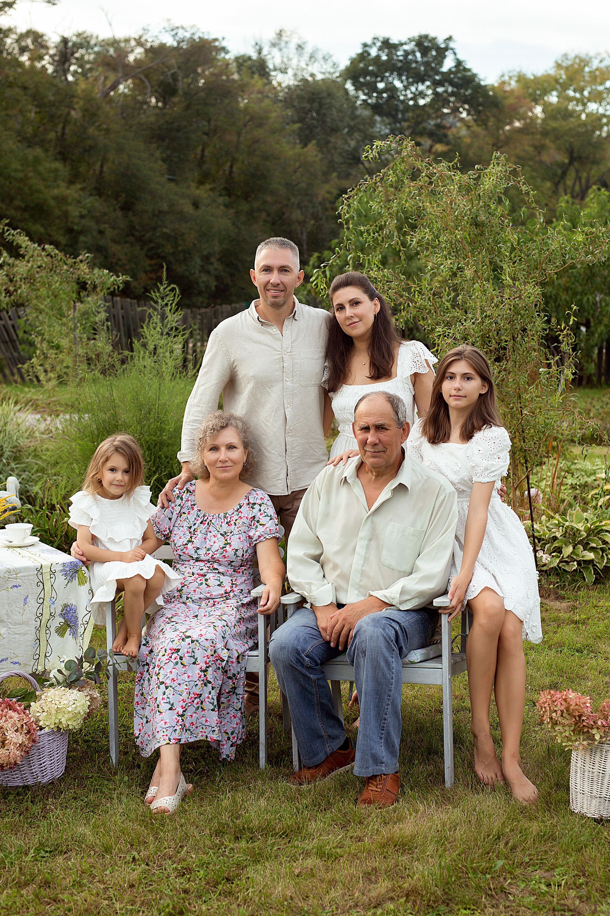 Евгений и Анастасия с родными. Людмила Далидович топовый семейный фотограф Находка/Владивосток