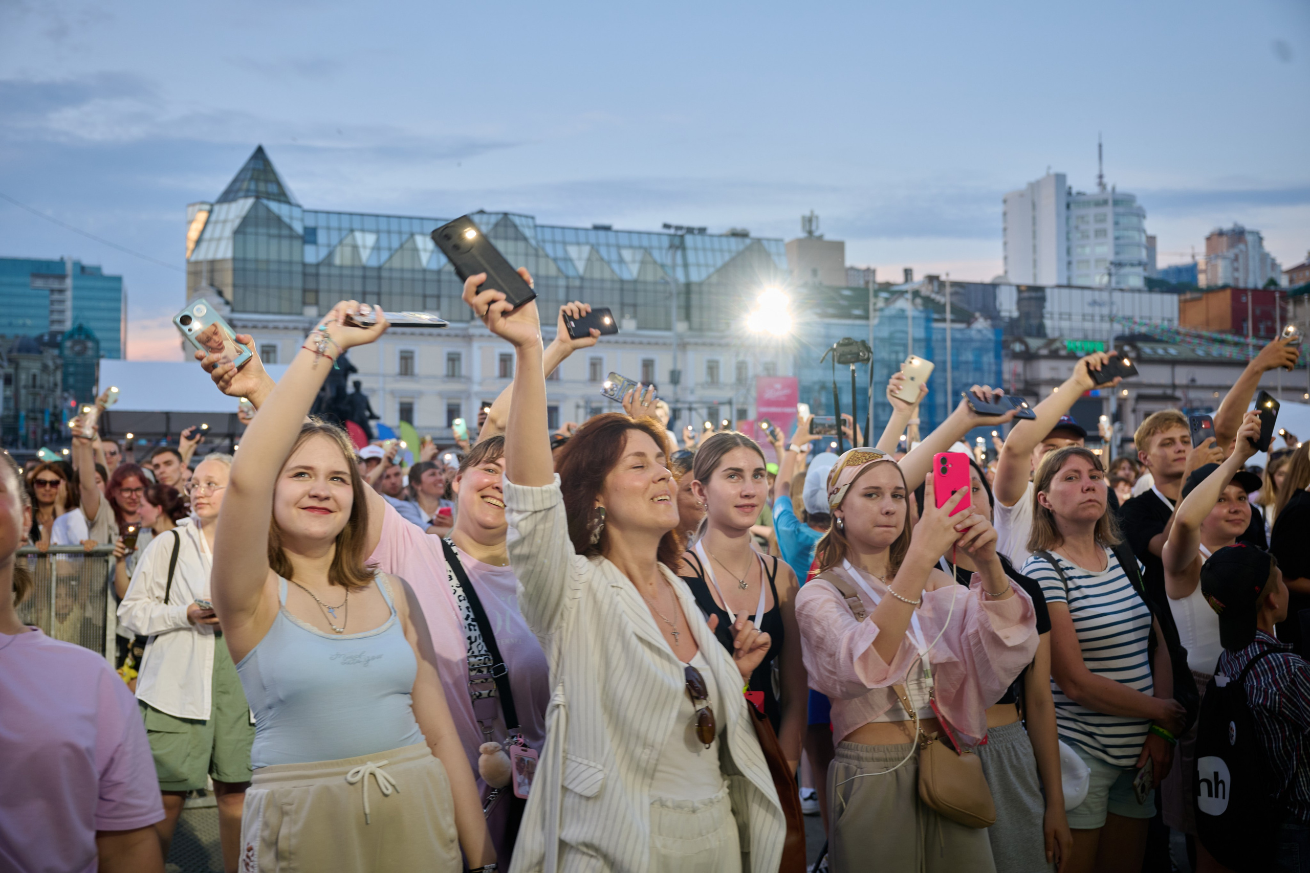 День молодежи вечерняя программа. Профессиональный репортажный фотограф Инесса Иминова