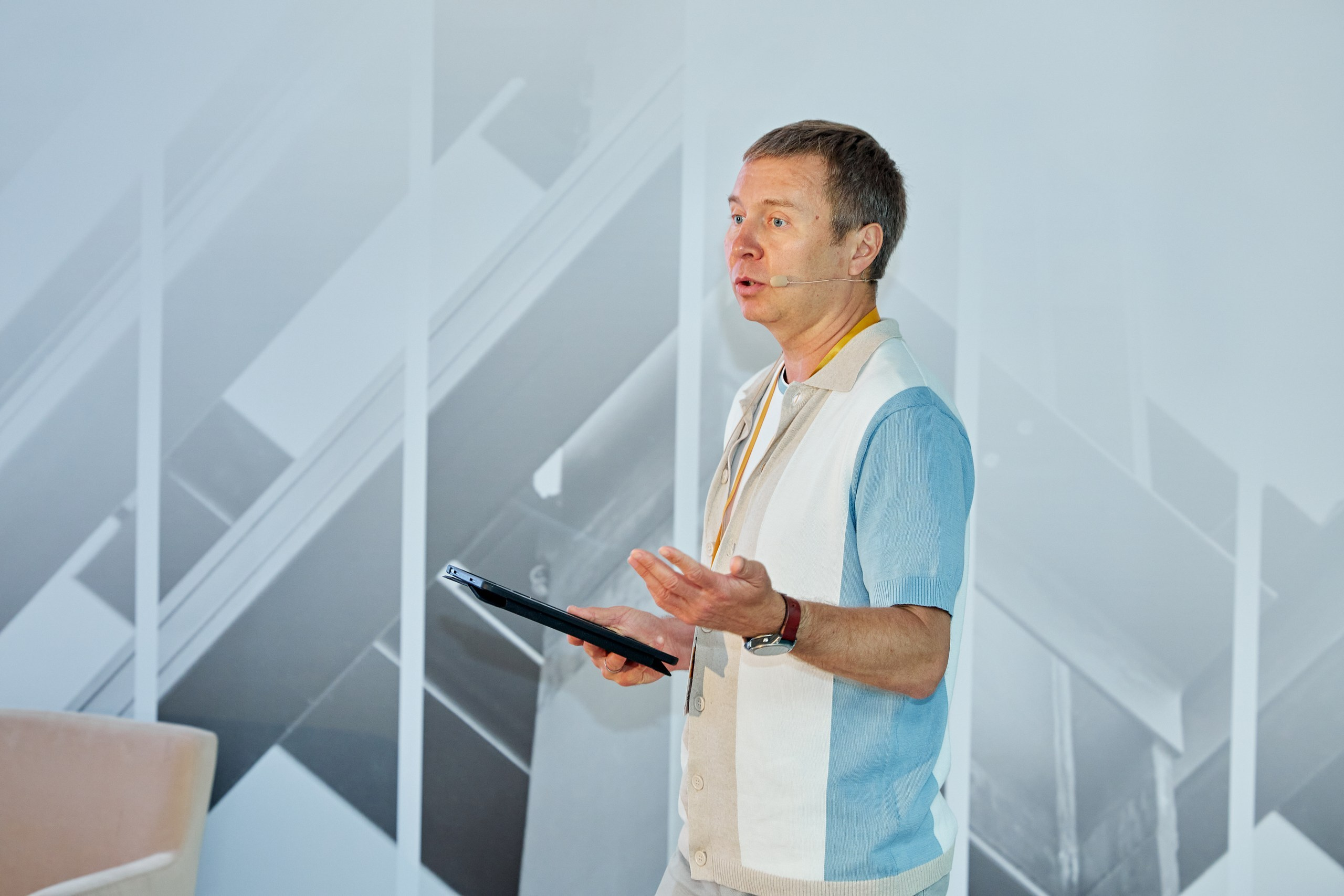 ЕВРАЗ / Конференция All Inclusive / Стадион «Нижний Новгород». Антон Артюшин, портретный фотограф. Москва