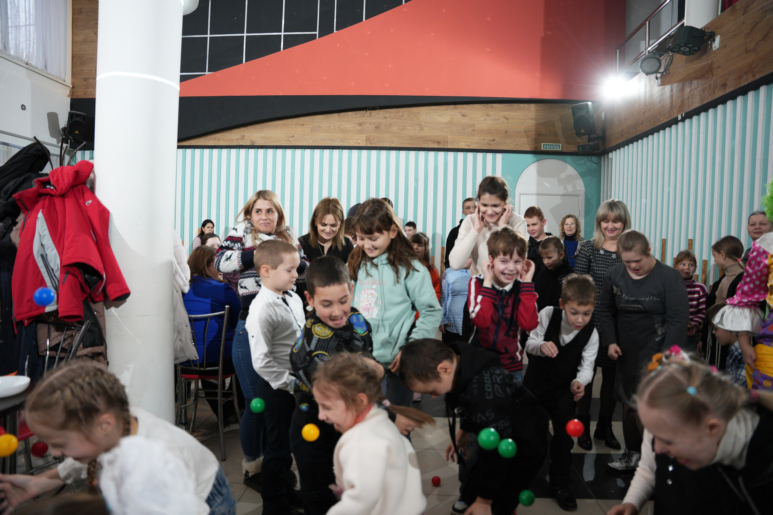 «Ты в этом мире не один " социально благотворительное мероприятие. Ольга Плаксина фотограф в Саратове