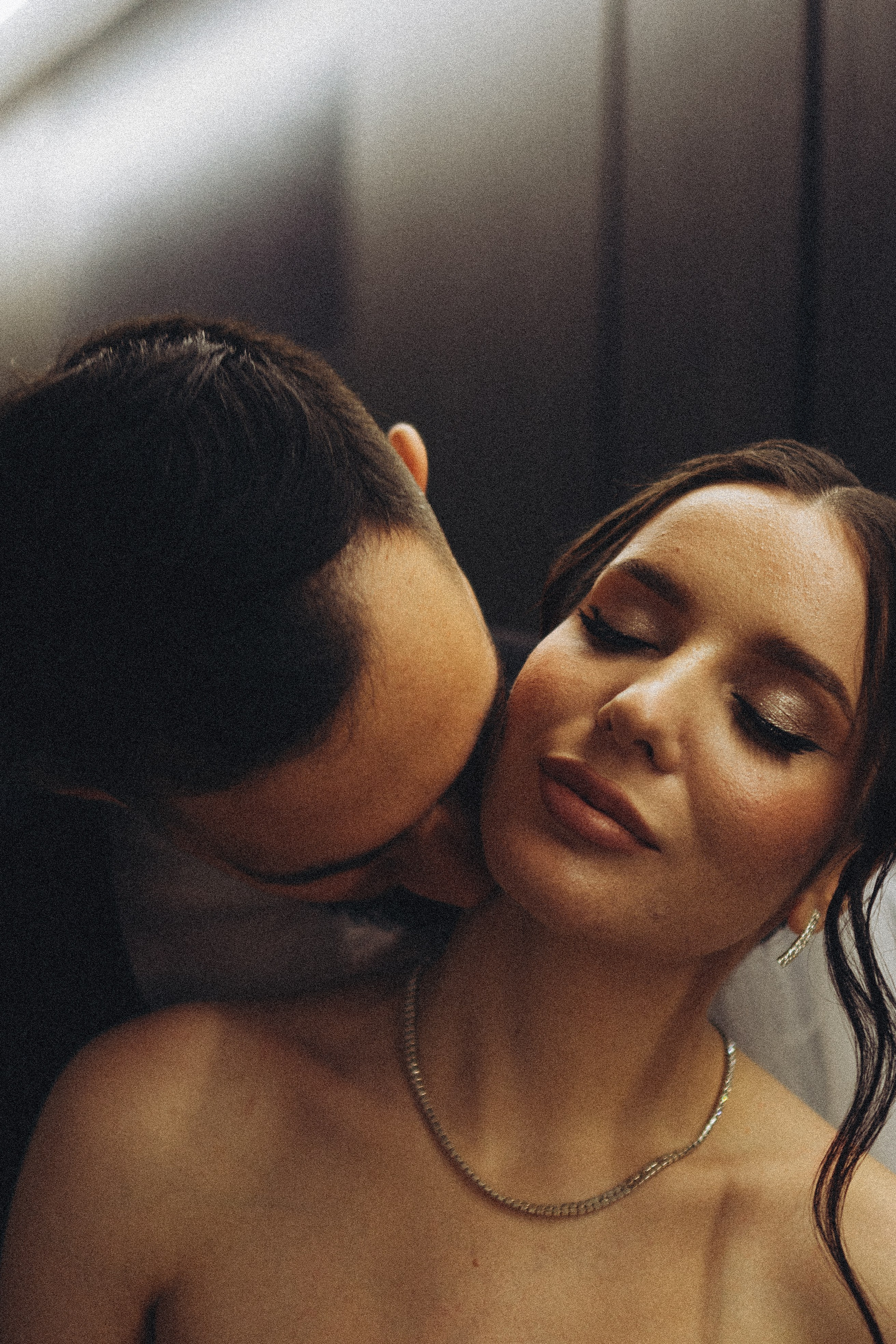 СВАДЕБНАЯ СЬЕМКА СБОРОВ ЖЕНИХА И НЕВЕСТЫ В ОТЕЛЕ И ТАКЖЕ ФОТОСЕССИИЯ В ОТЕЛЕЕ МЕГАПОЛИС БРЯНСК. Профессиональный фотограф, Санкт-Петербург — Виктория Богомолова