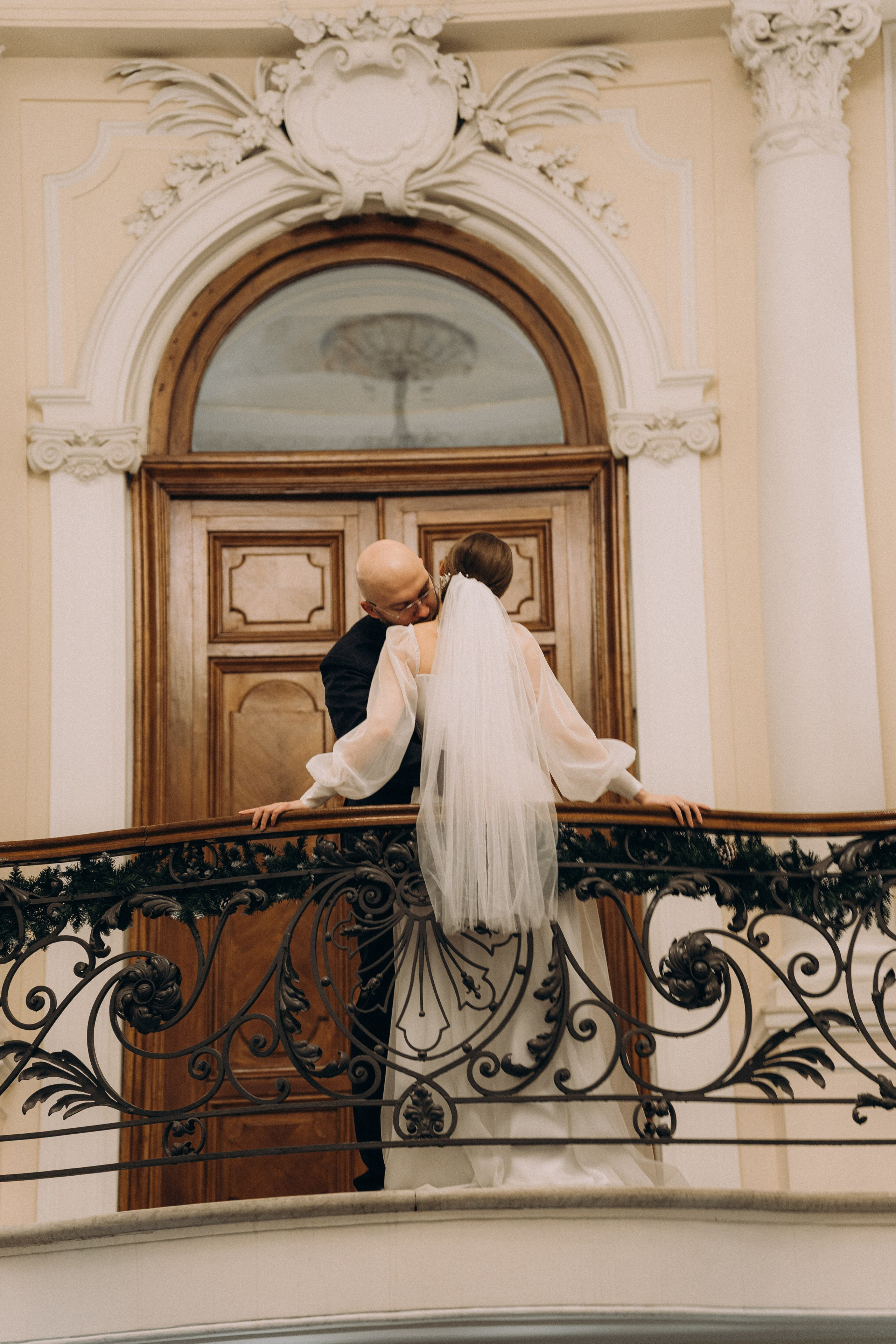 СВАДЕБНАЯ СЬЕМКА ВО ВТОРОМ ДВОРЦЕ (ДЕКАБРЬ) ТАКЖЕ СЬЕМКА В СТУДИИ НА ЧЕРНЫШЕВСКОЙ. Профессиональный фотограф, Санкт-Петербург — Виктория Богомолова