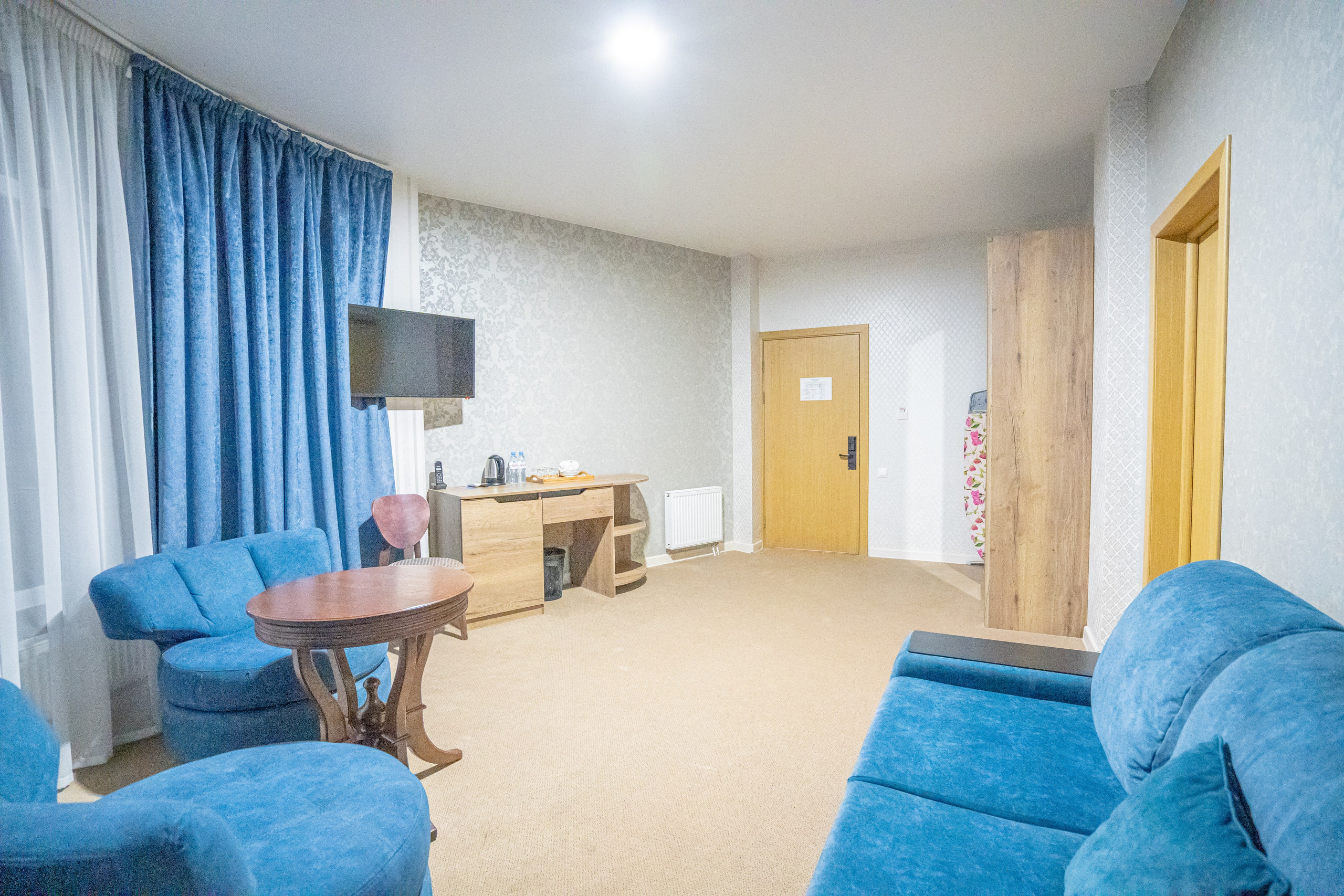 Интерьерная фотосъемка премиальных отелей Dream Hotel в Краснодаре и Анапе Профессиональная фотосъемка интерьеров отелей Dream Hotel: Красно. Шедевры для Вас! Фотограф и Видеограф в Краснодаре Пахиев Руслан