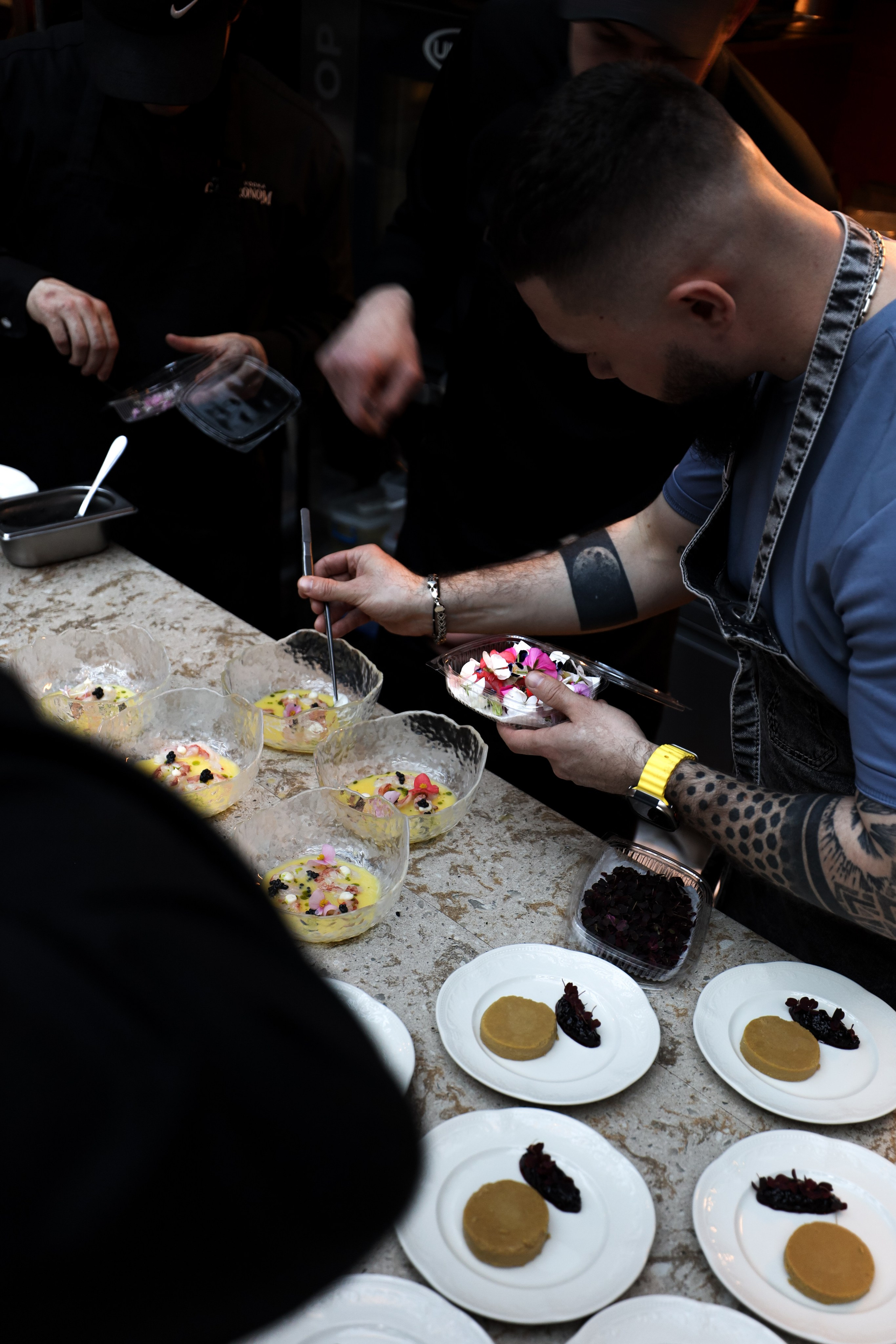 Gastrodvor «Диалог с Чеховым». Дженбаз Павел — фотограф в Ялте