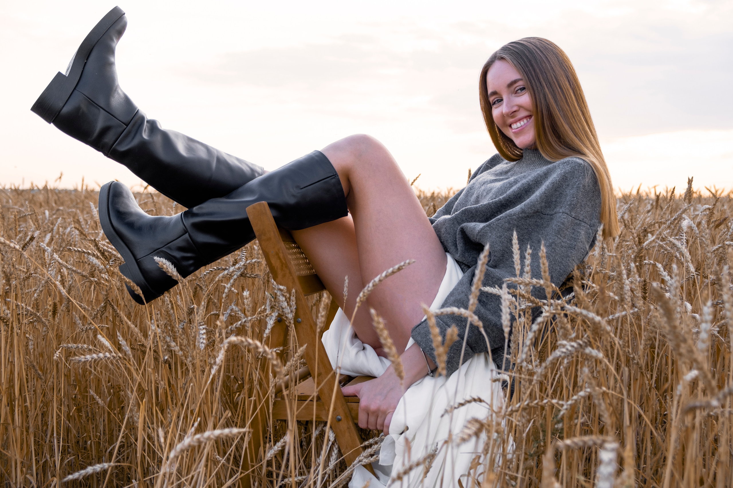 Марина. Не смотри на других, смотри внутрь себя