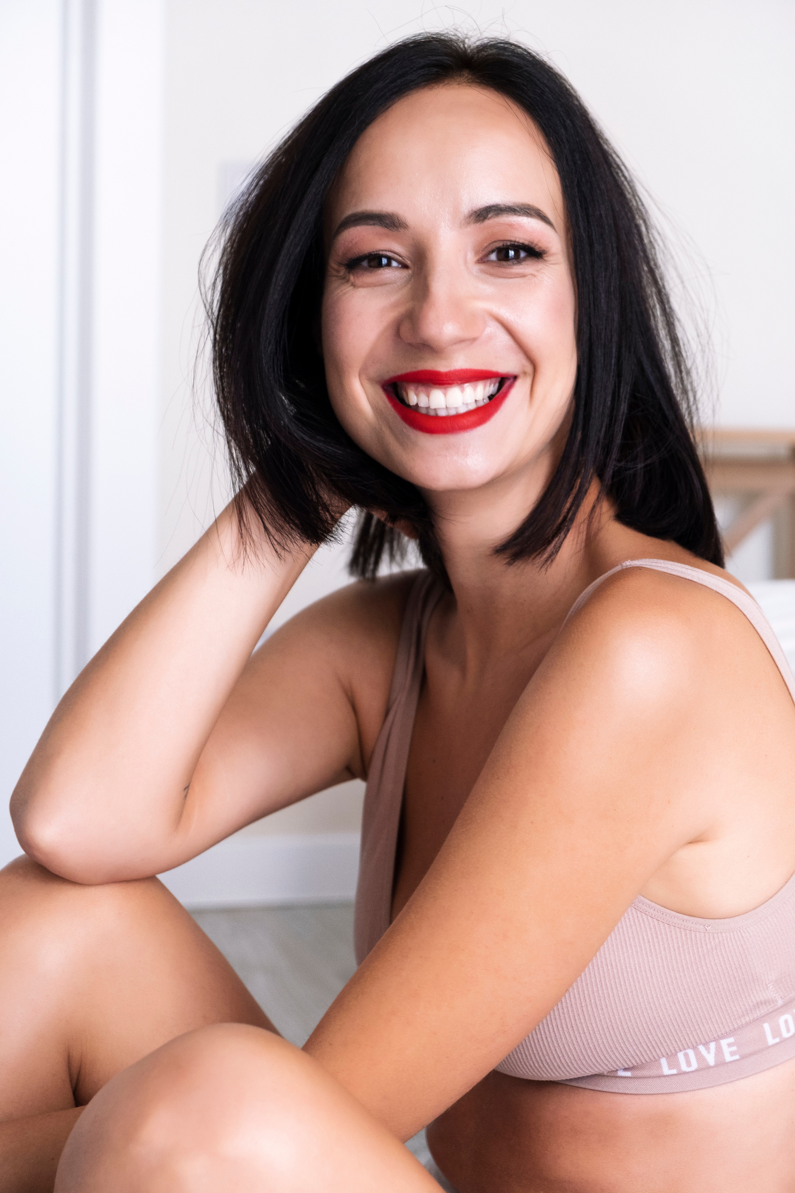 Натали. Не смотри на других, смотри внутрь себя