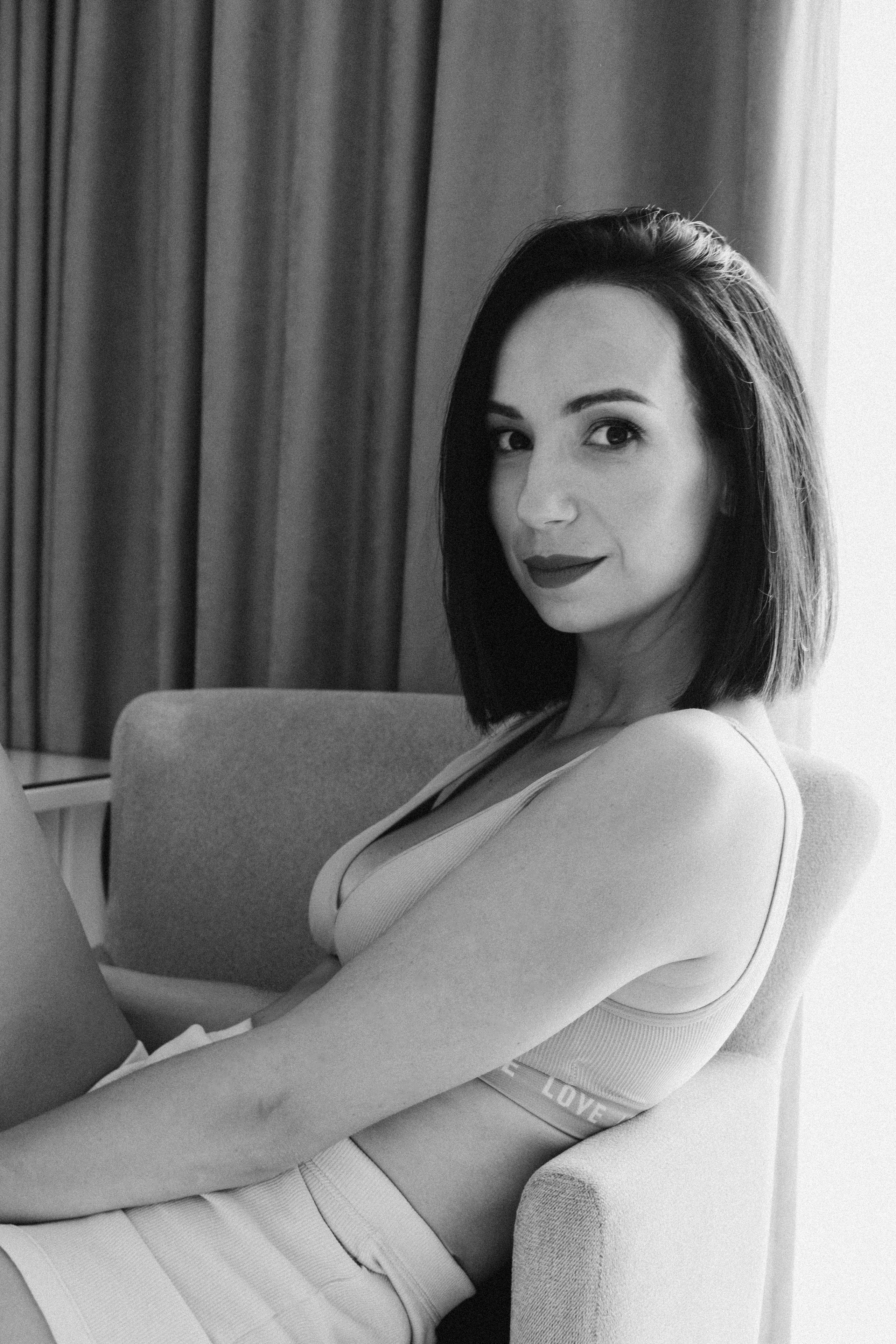 Натали. Не смотри на других, смотри внутрь себя