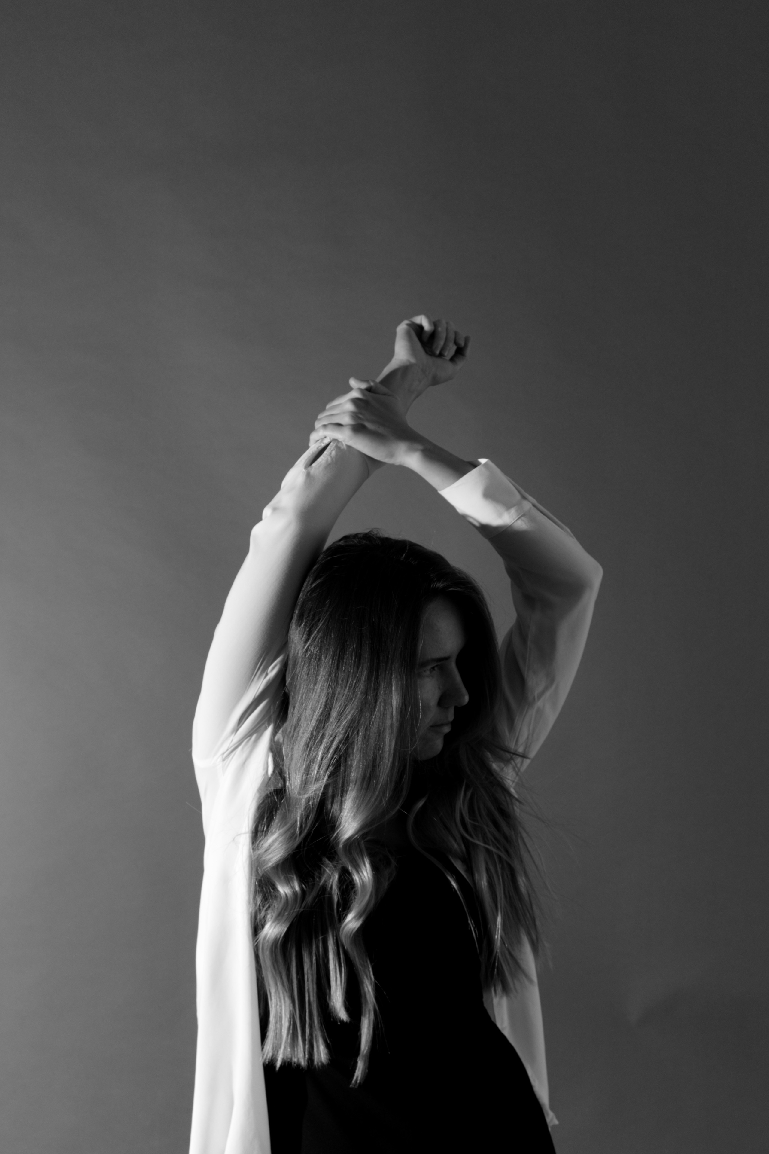 Студия девочки. Не смотри на других, смотри внутрь себя