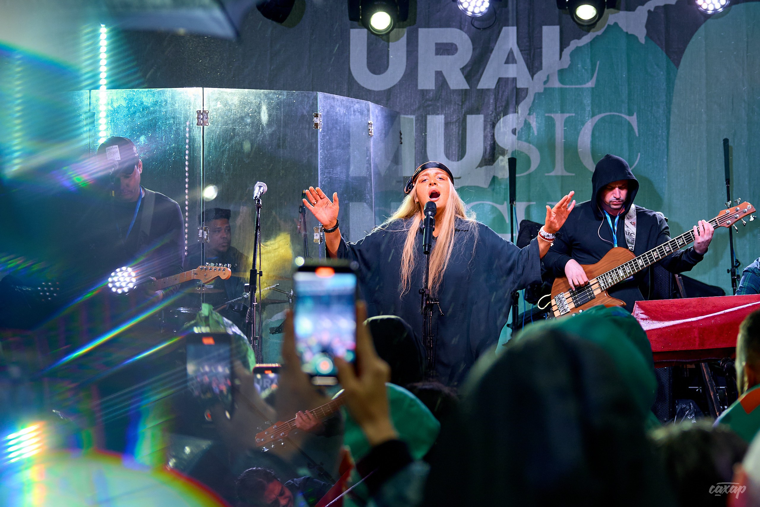 Фестивале Ural Music Night 2024. Профессиональный фотограф в Екатеринбурге Юра Сахар