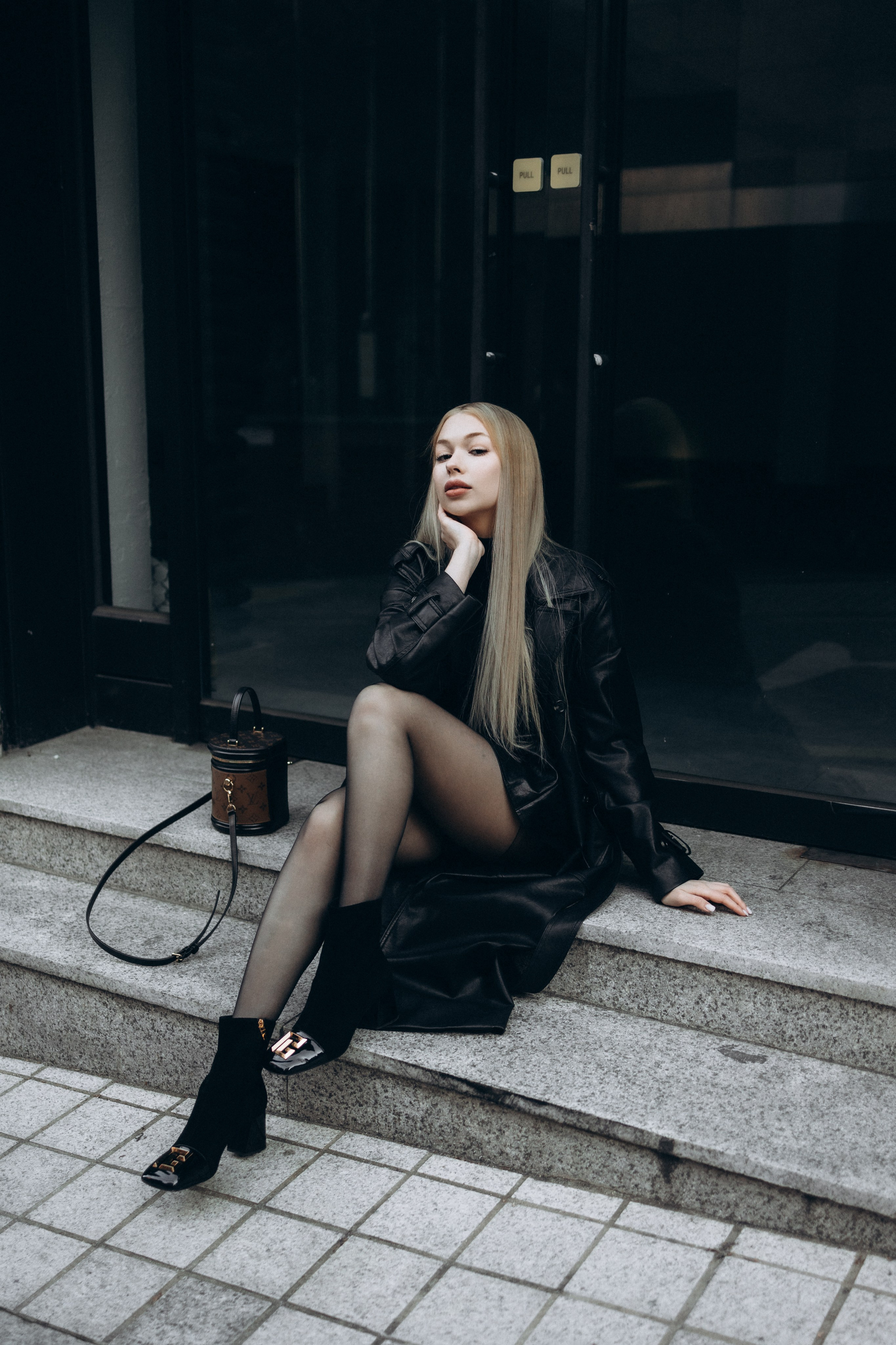 Полина индивидуальная съемка у Намсана. Фотограф Артем Бросов в Санкт-Петербурге и Дубае