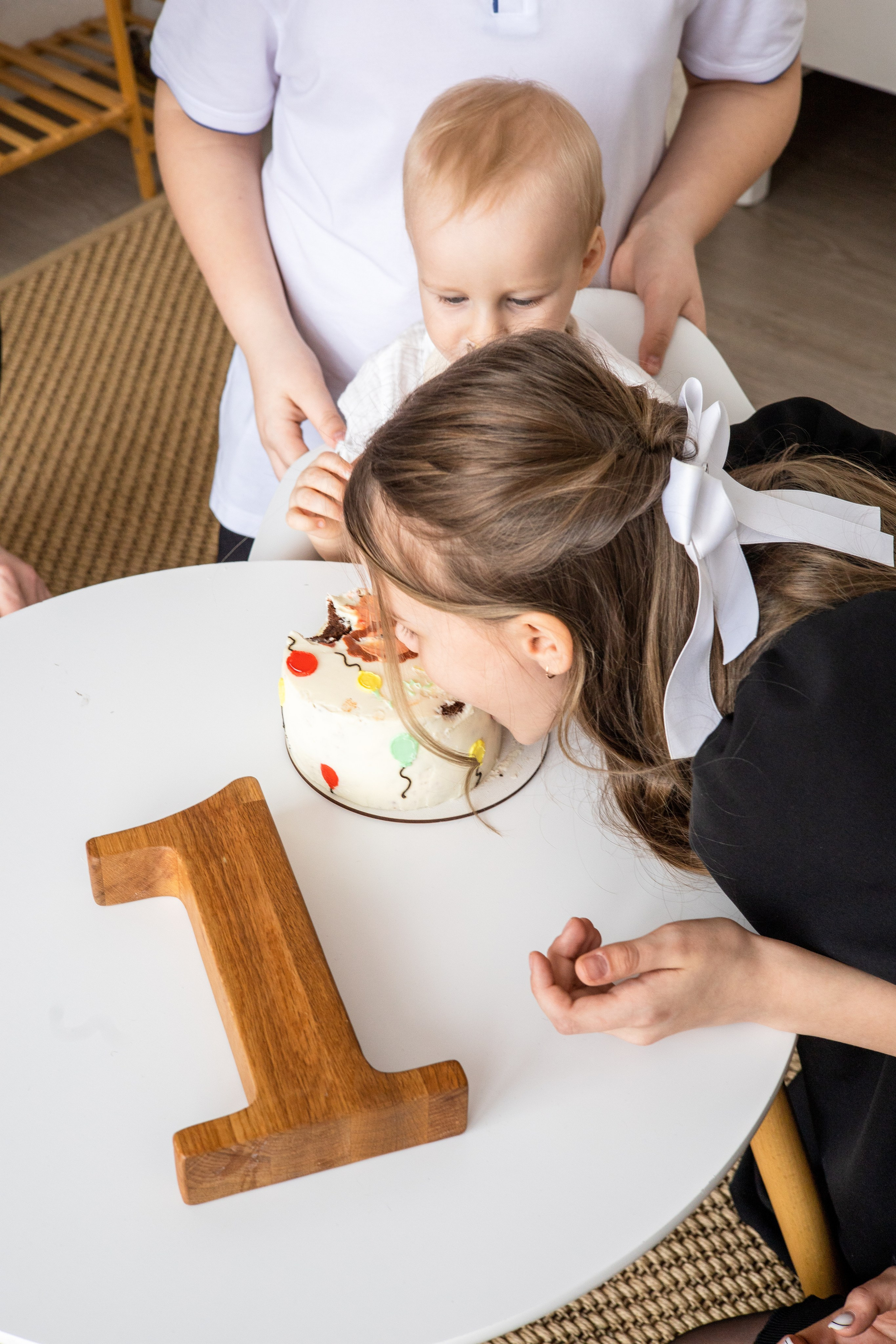 Елисею 1 годик. Настя Лекса. фотограф г. Красноярск