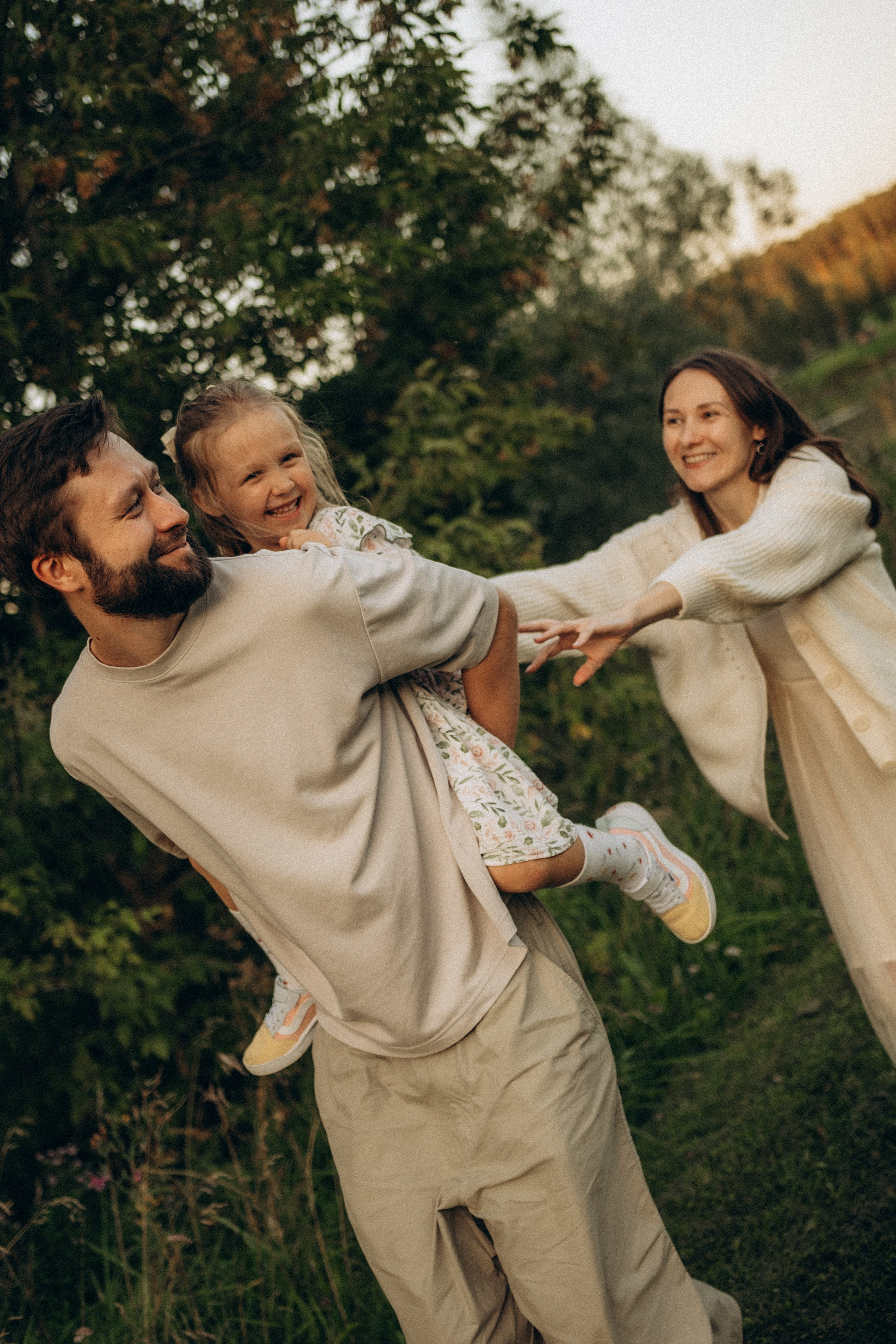 Вечер в Мещерском. Гаврилова Настя семейный фотограф lifestyle в Москве