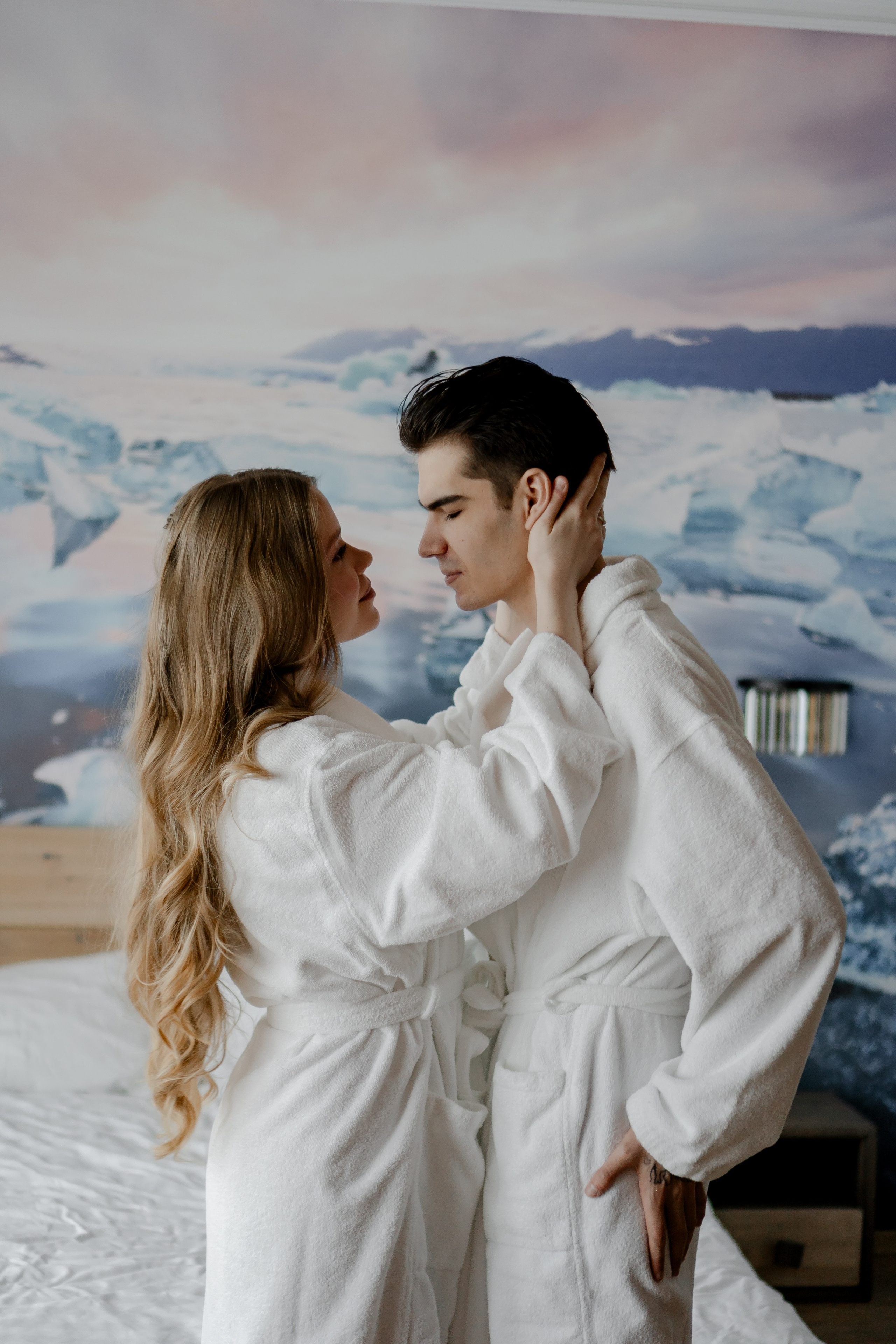 СВАДЕБНАЯ СЬЕМКА СБОРОВ В ОТЕЛЕ И ВЫЕЗД НА ЦЕРЕМОНИЮ (СНЯТО В СИБИРЕ В НИЖНЕВАРТОВСКЕ). Профессиональный фотограф, Санкт-Петербург — Виктория Богомолова