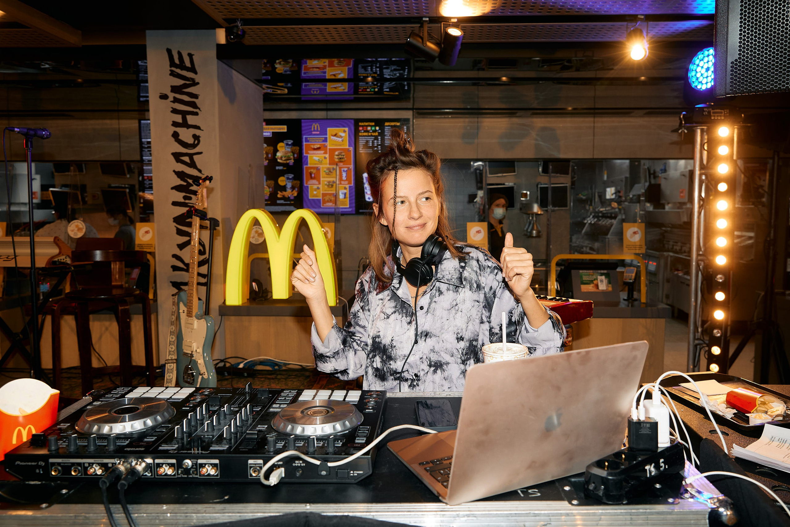 Макдональдс. Всё включено. Дмитрий Смирнов. Фотография, дизайн