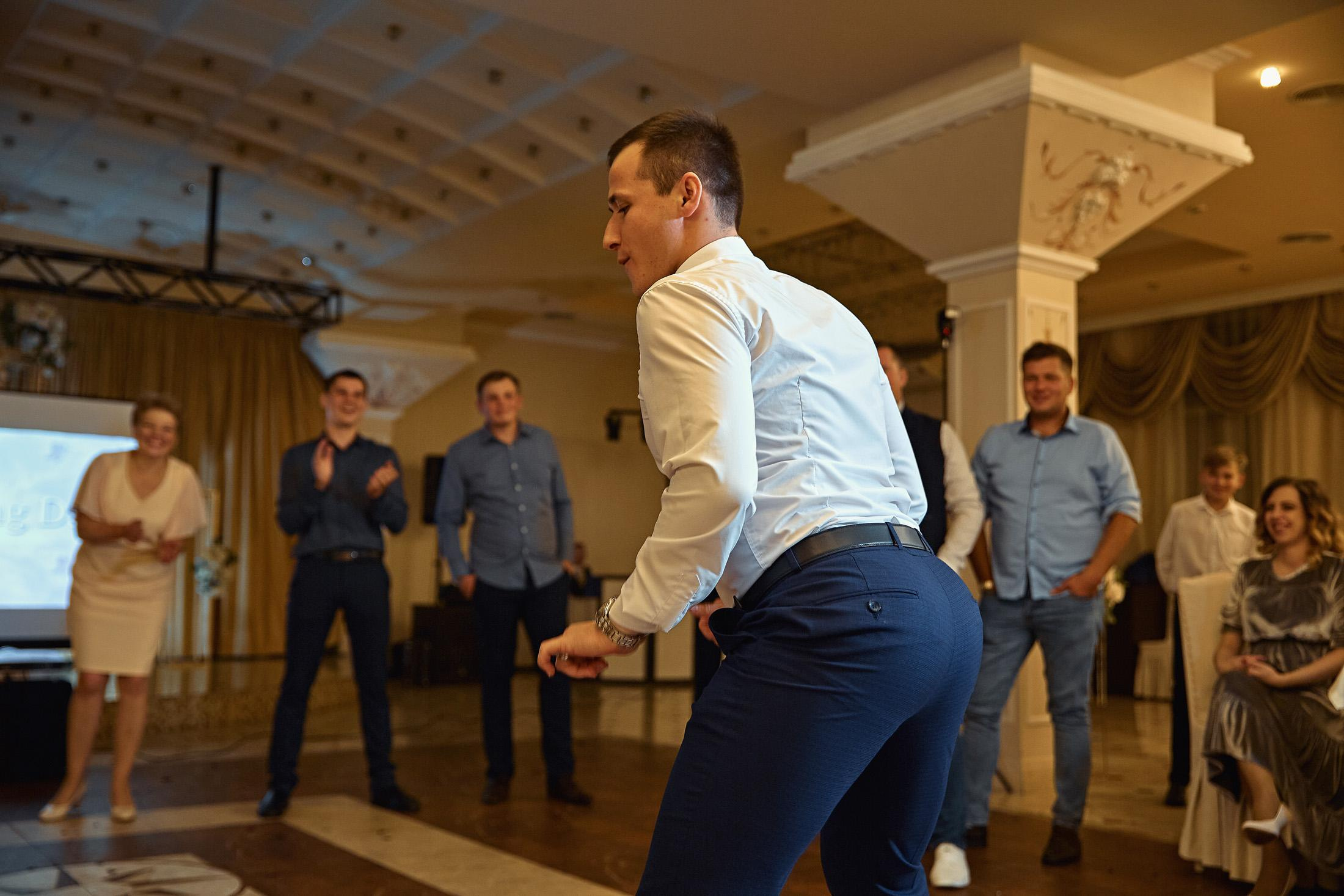 Свадебная съёмка в городе. Свадебный фотограф Антон Артюшин. Работаю в Нижнем Новгороде и Москве