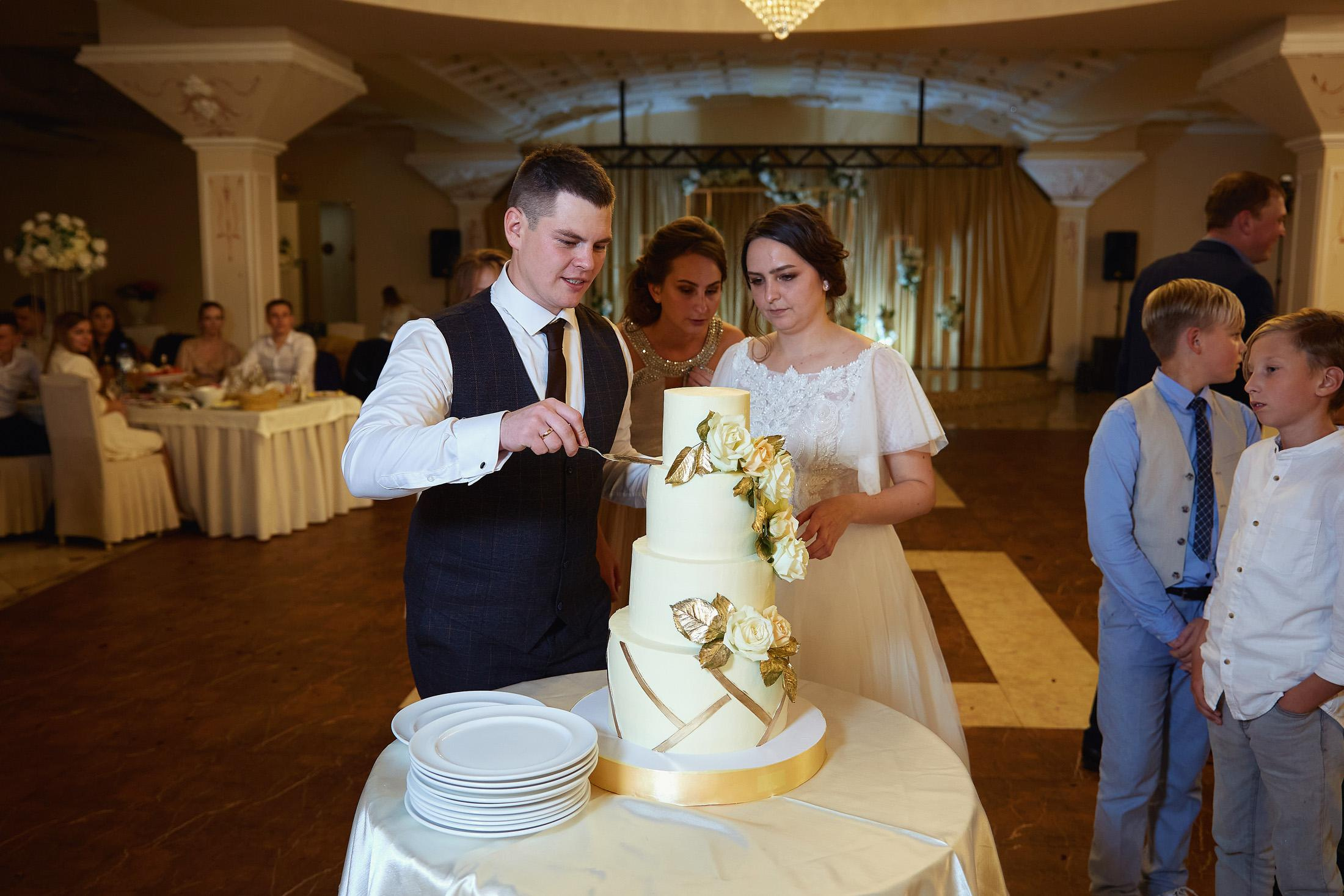 Свадебная съёмка в городе. Свадебный фотограф Антон Артюшин. Работаю в Нижнем Новгороде и Москве