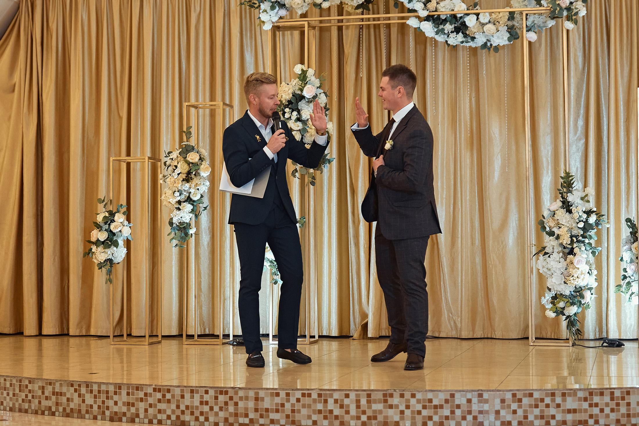 Свадебная съёмка в городе. Свадебный фотограф Антон Артюшин. Работаю в Нижнем Новгороде и Москве