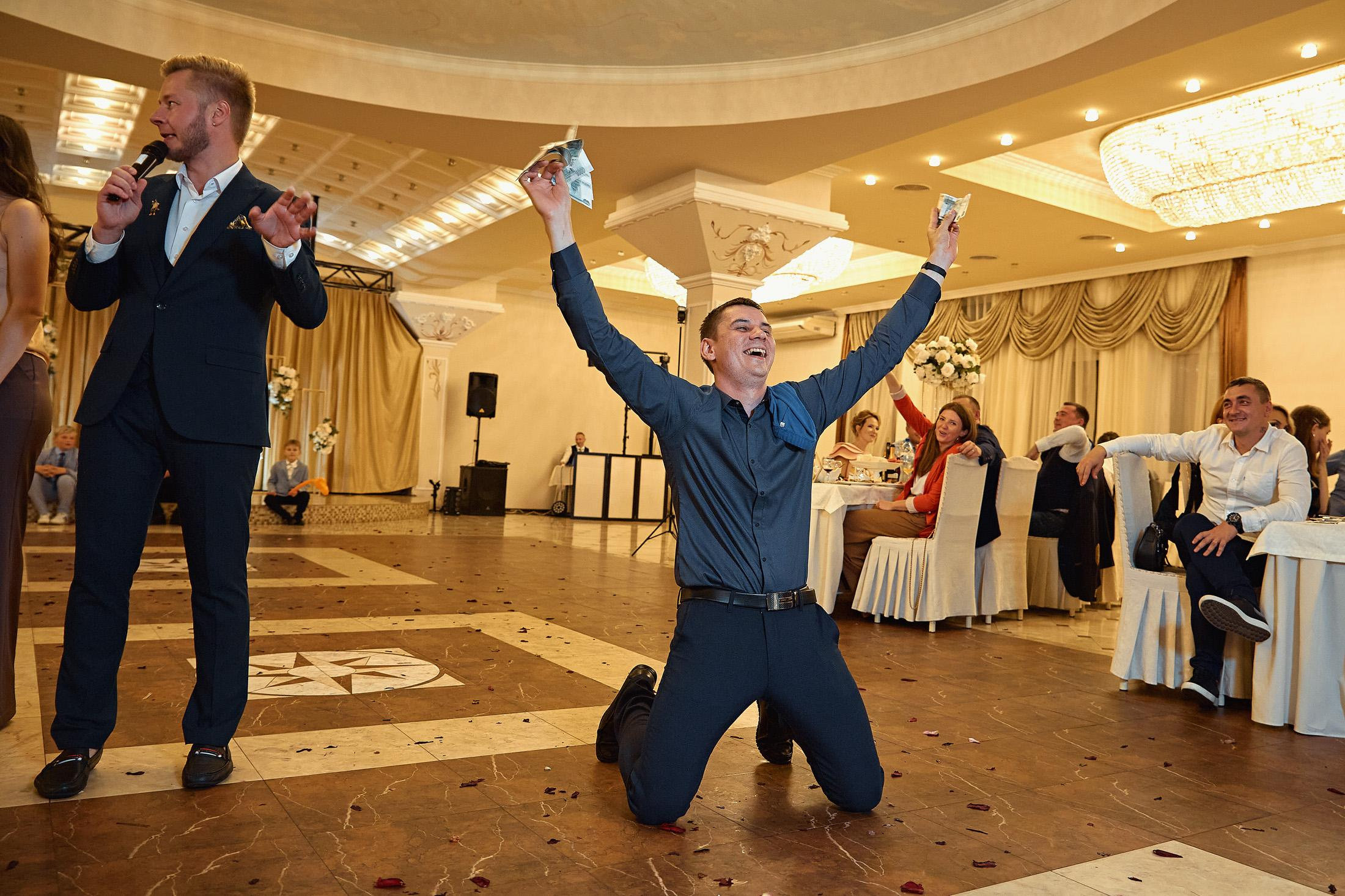 Свадебная съёмка в городе. Свадебный фотограф Антон Артюшин. Работаю в Нижнем Новгороде и Москве