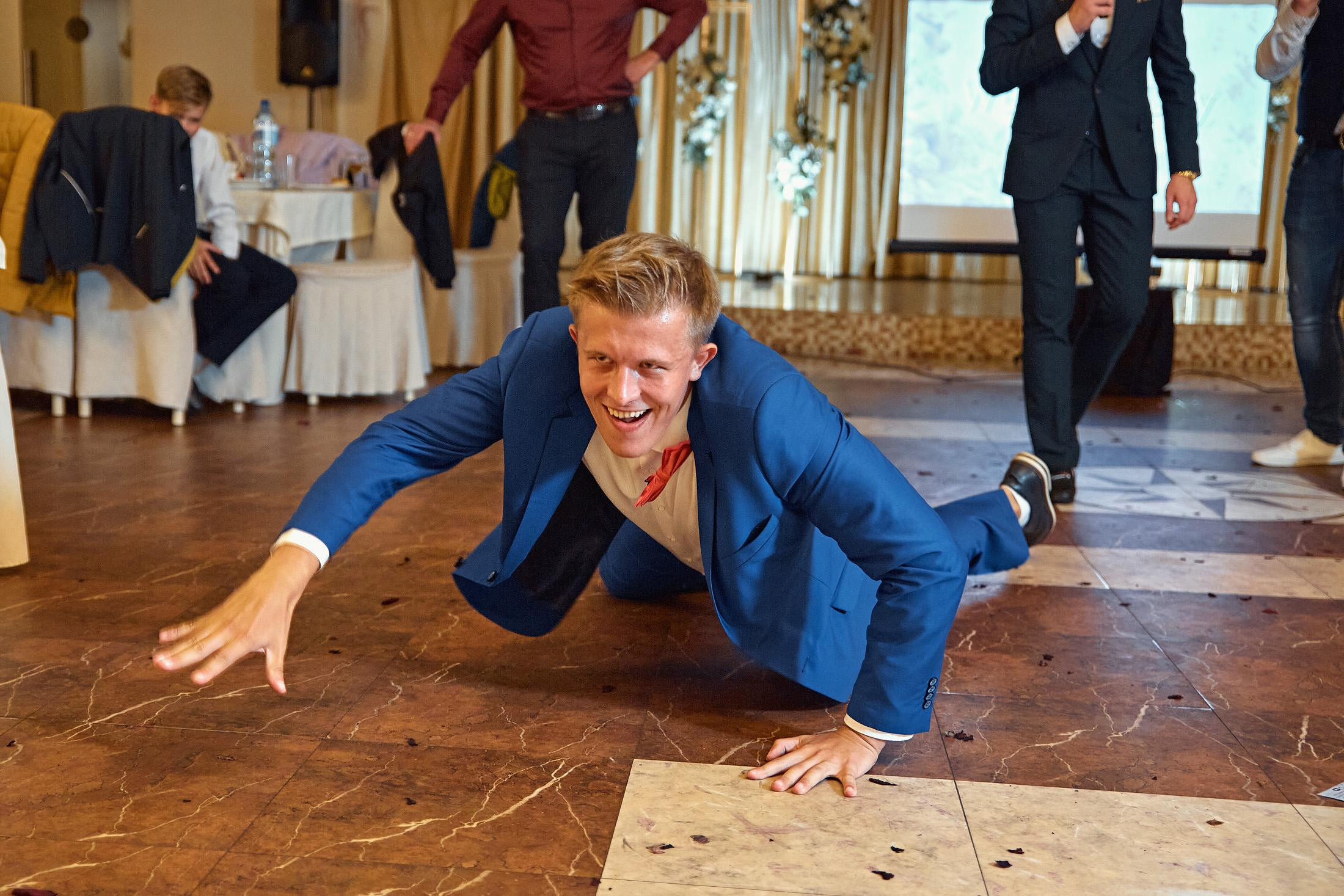 Свадебная съёмка в городе. Свадебный фотограф Антон Артюшин. Работаю в Нижнем Новгороде и Москве