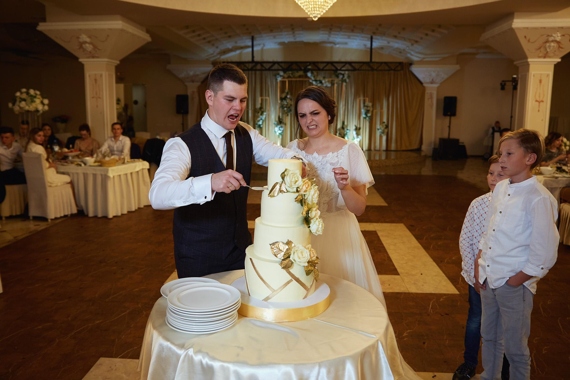 Свадебная съёмка в городе. Свадебный фотограф Антон Артюшин. Работаю в Нижнем Новгороде и Москве