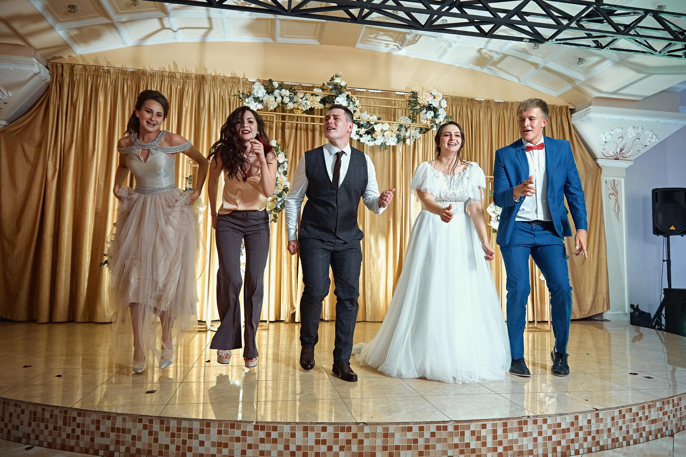 Свадебная съёмка в городе. Свадебный фотограф Антон Артюшин. Работаю в Нижнем Новгороде и Москве