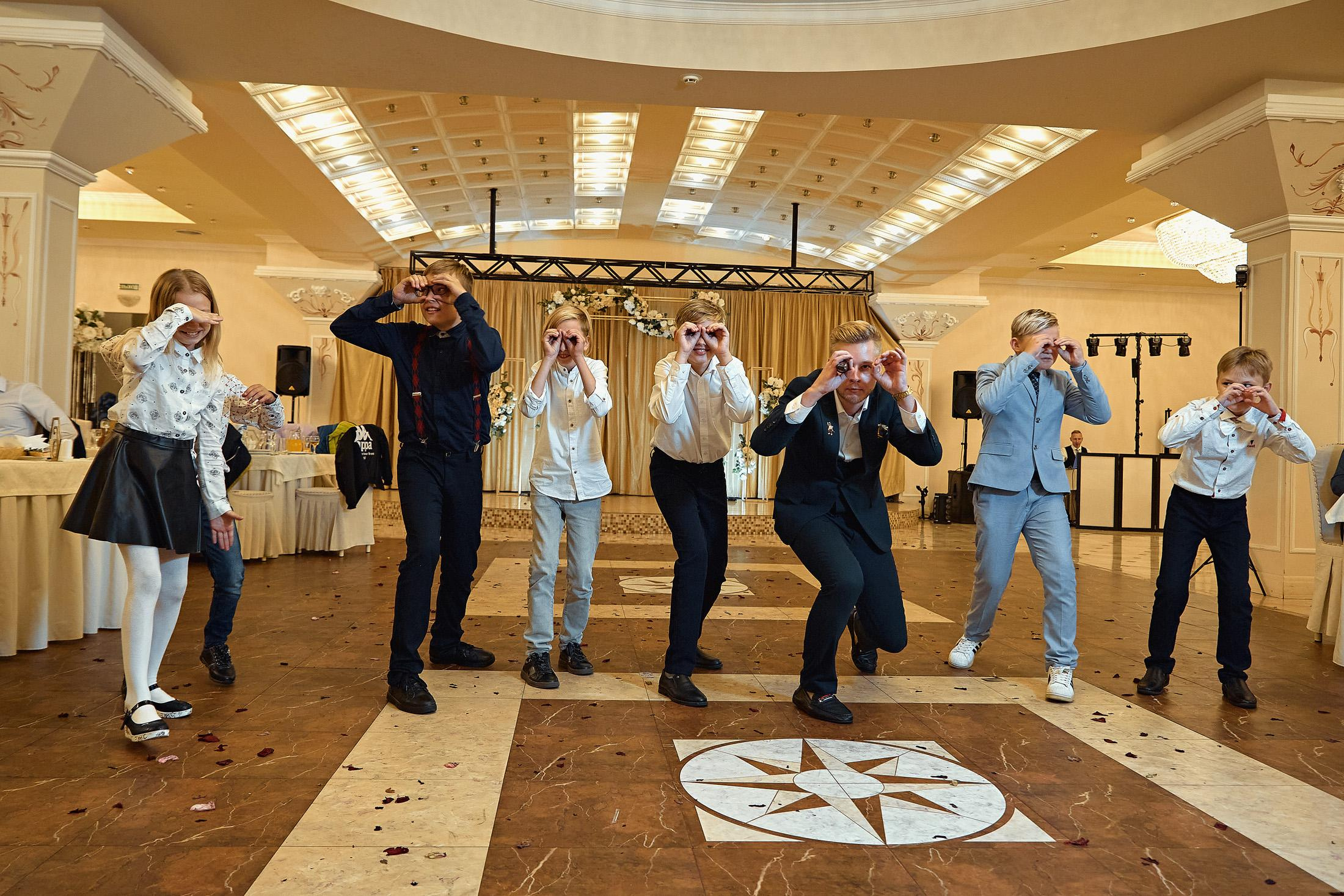 Свадебная съёмка в городе. Свадебный фотограф Антон Артюшин. Работаю в Нижнем Новгороде и Москве