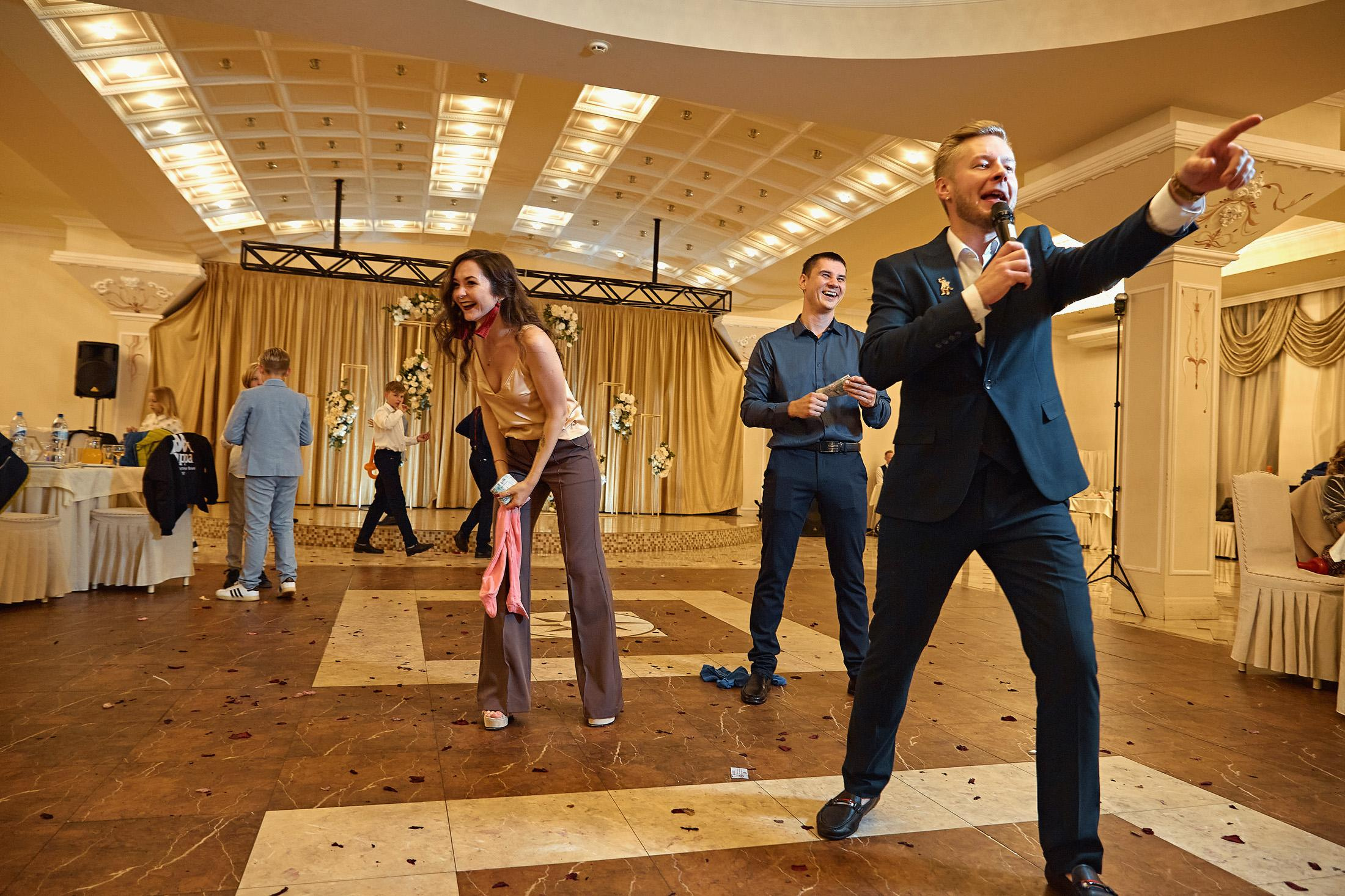 Свадебная съёмка в городе. Свадебный фотограф Антон Артюшин. Работаю в Нижнем Новгороде и Москве