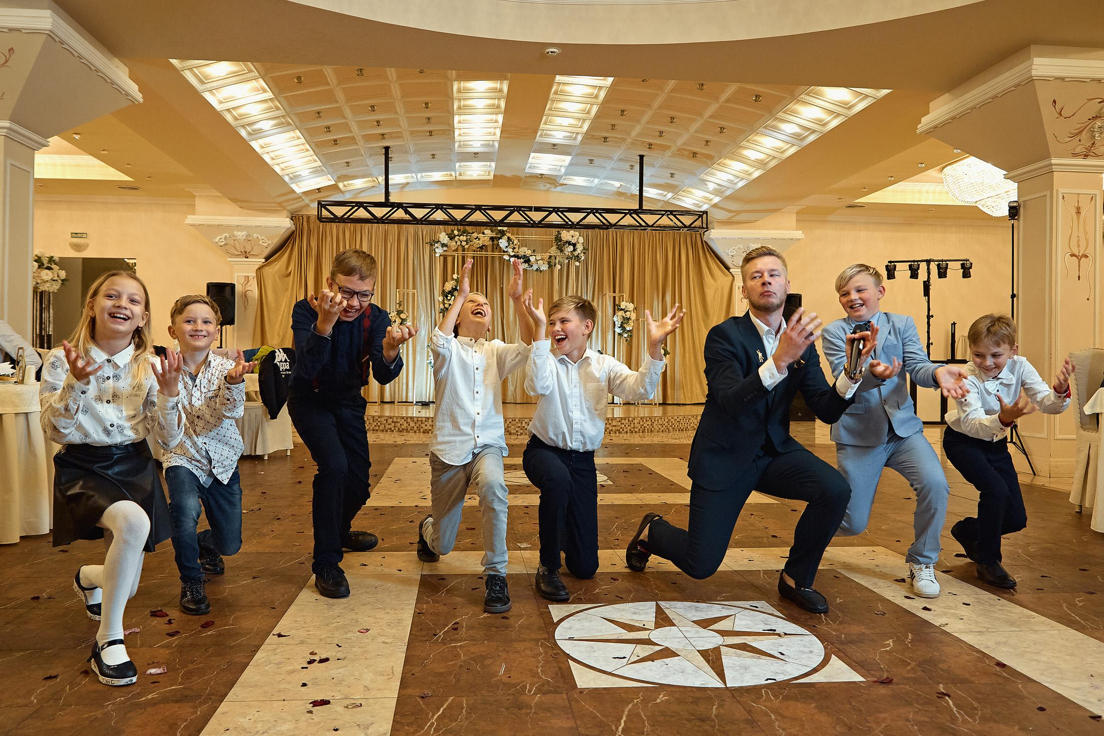 Свадебная съёмка в городе. Свадебный фотограф Антон Артюшин. Работаю в Нижнем Новгороде и Москве