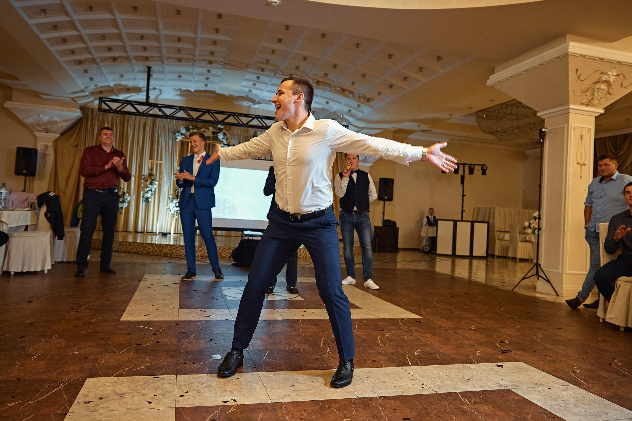 Свадебная съёмка в городе. Свадебный фотограф Антон Артюшин. Работаю в Нижнем Новгороде и Москве