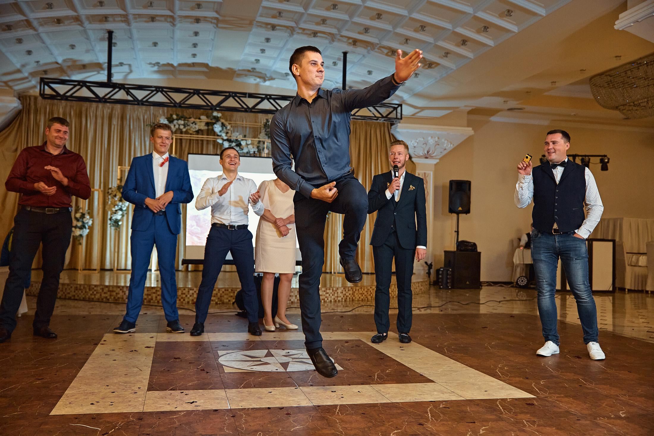 Свадебная съёмка в городе. Свадебный фотограф Антон Артюшин. Работаю в Нижнем Новгороде и Москве