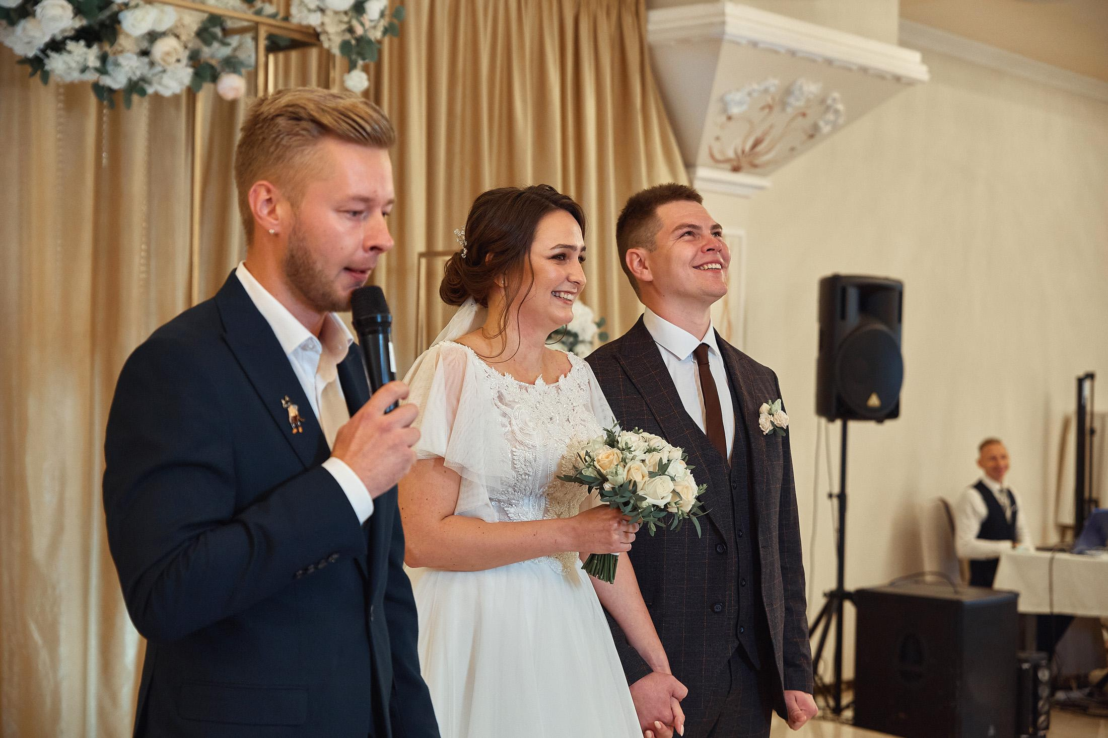 Свадебная съёмка в городе. Свадебный фотограф Антон Артюшин. Работаю в Нижнем Новгороде и Москве