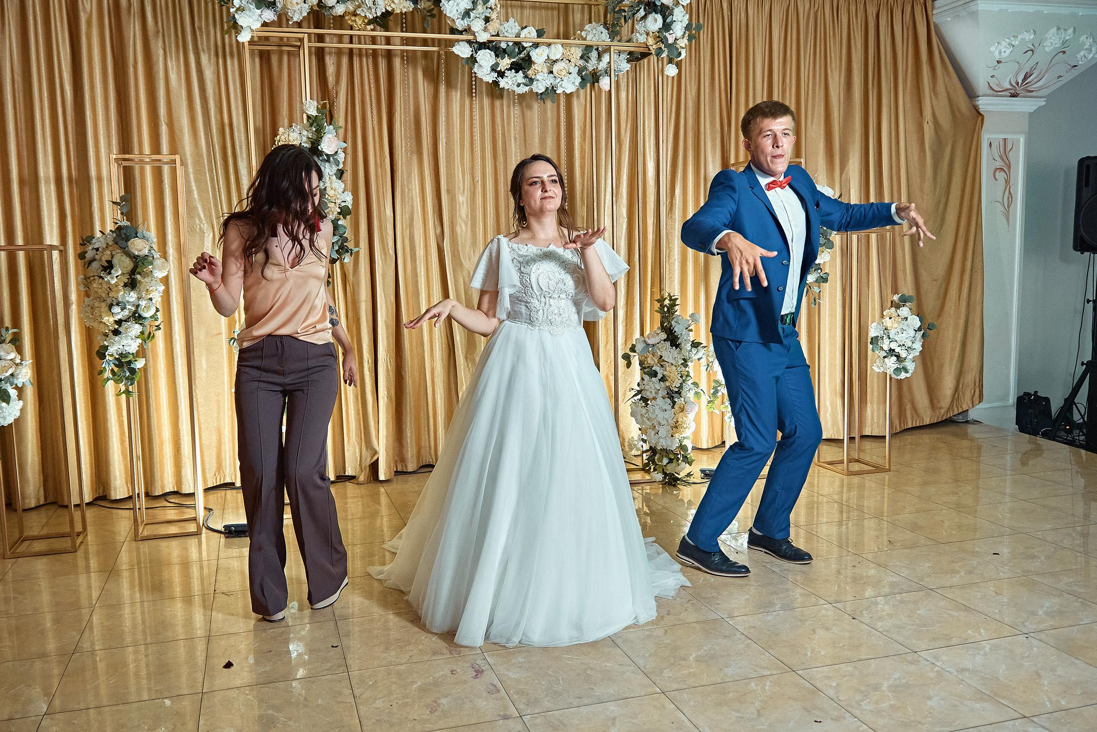 Свадебная съёмка в городе. Свадебный фотограф Антон Артюшин. Работаю в Нижнем Новгороде и Москве