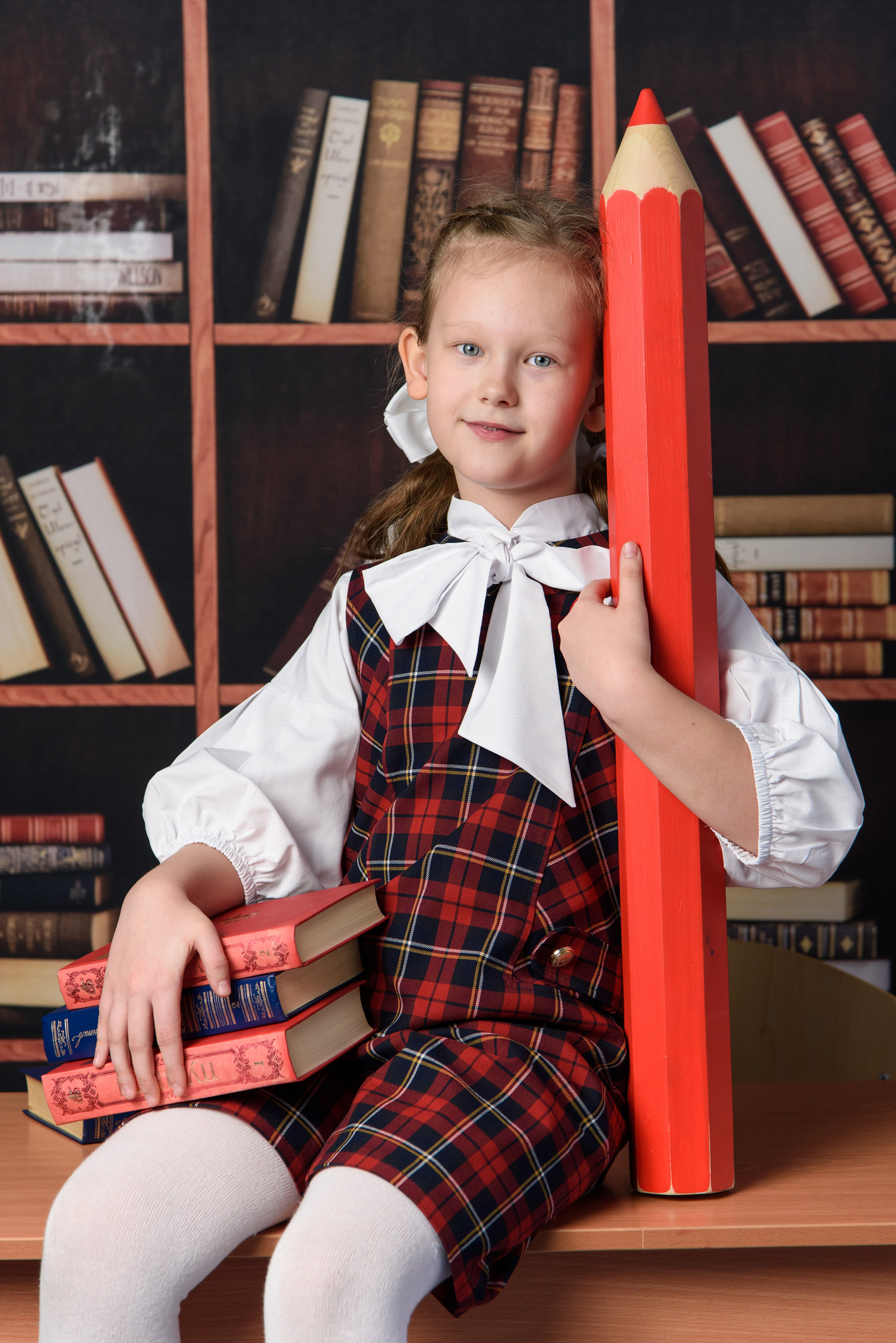 Школьная фотосъемка для выпускного альбома 4 класса. Выпускные альбомы Искитим Бердск Новосибирск