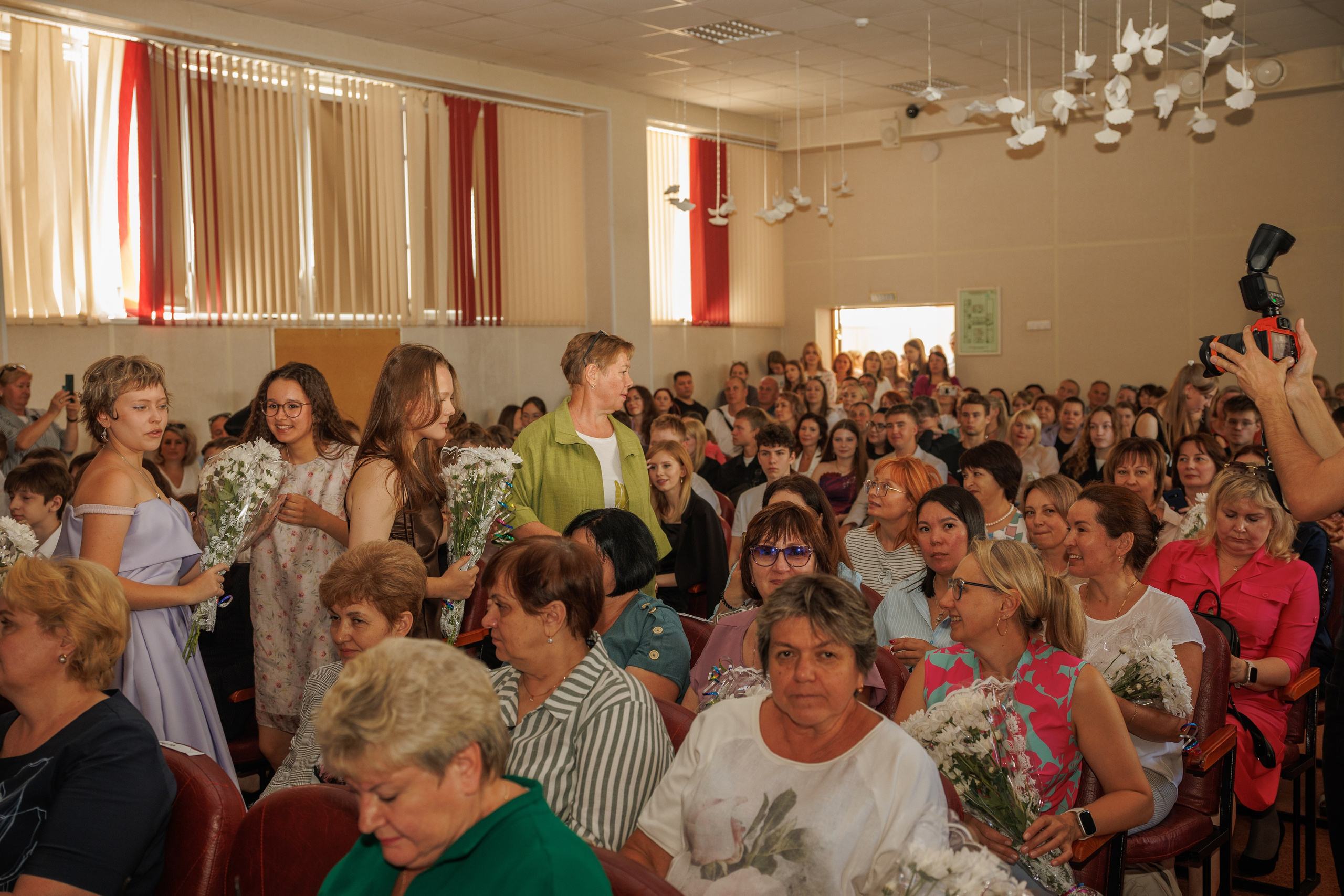 Вручение аттестатов. Свадебный и семейный фотограф в Новосибирске Ирина Дорошкова