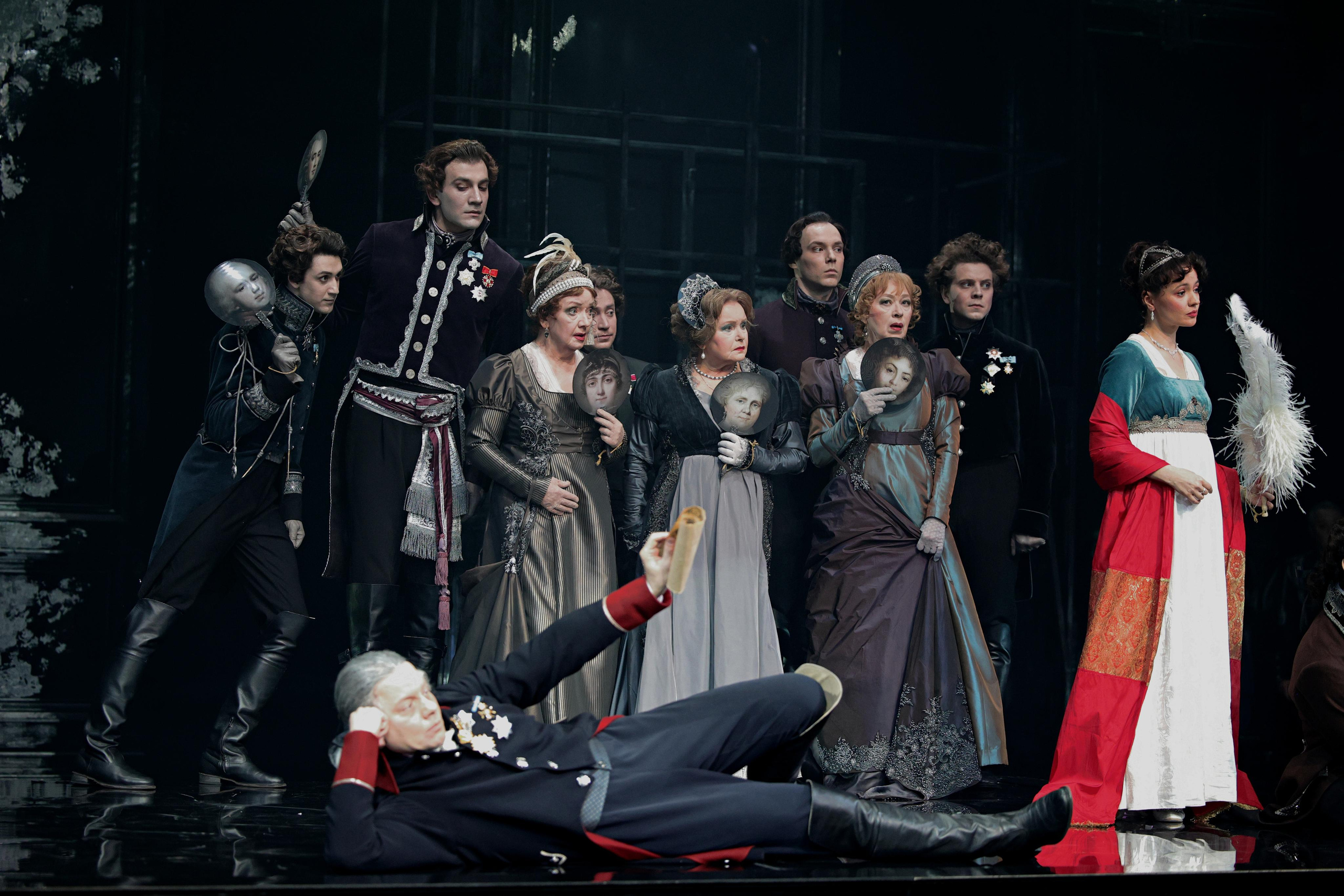 «ПАВЕЛ I». Театр Вахтангова. Москва, улицы, театр и артисты, друзья и мир фото Владимир Кашицин