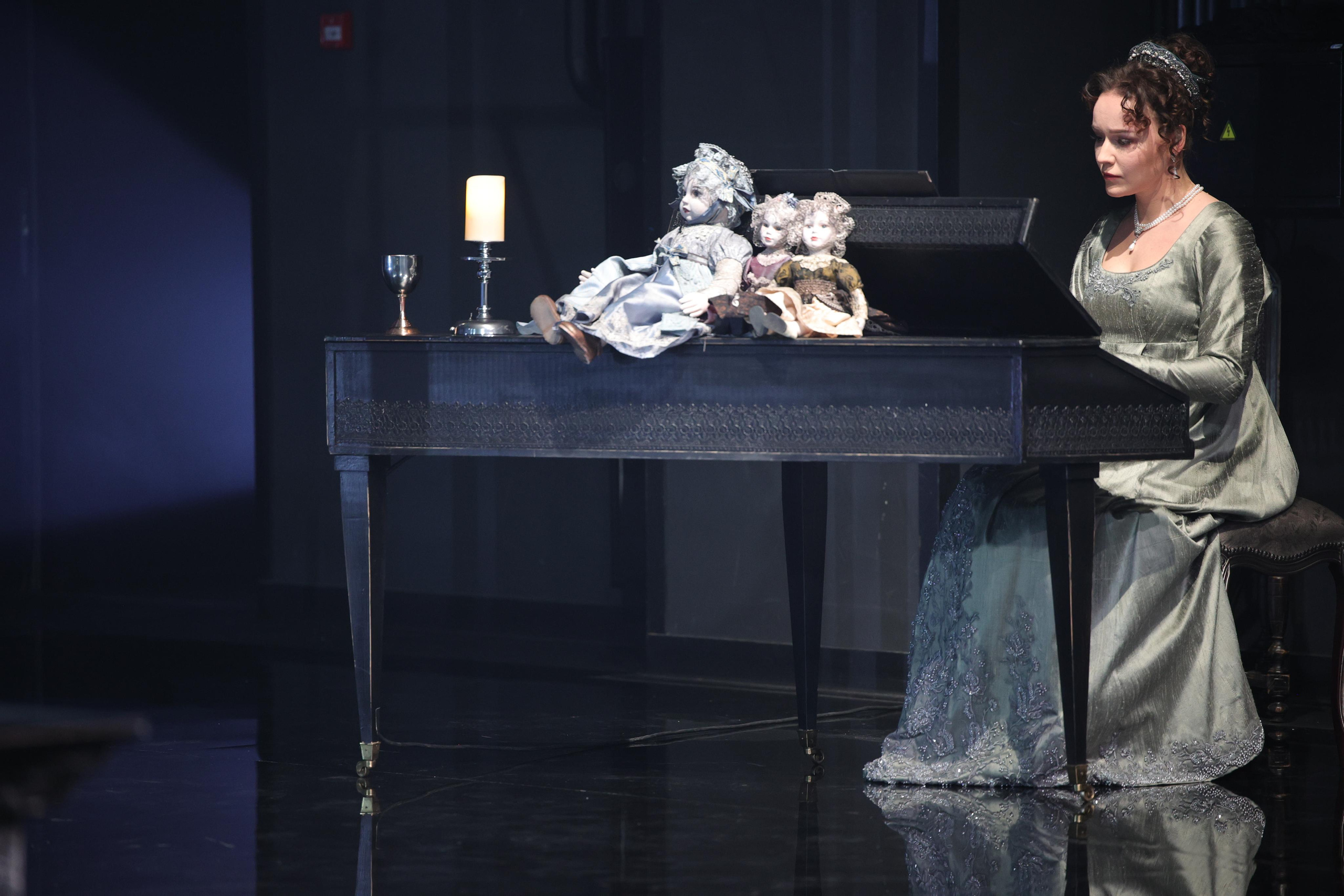 «ПАВЕЛ I». Театр Вахтангова. Москва, улицы, театр и артисты, друзья и мир фото Владимир Кашицин