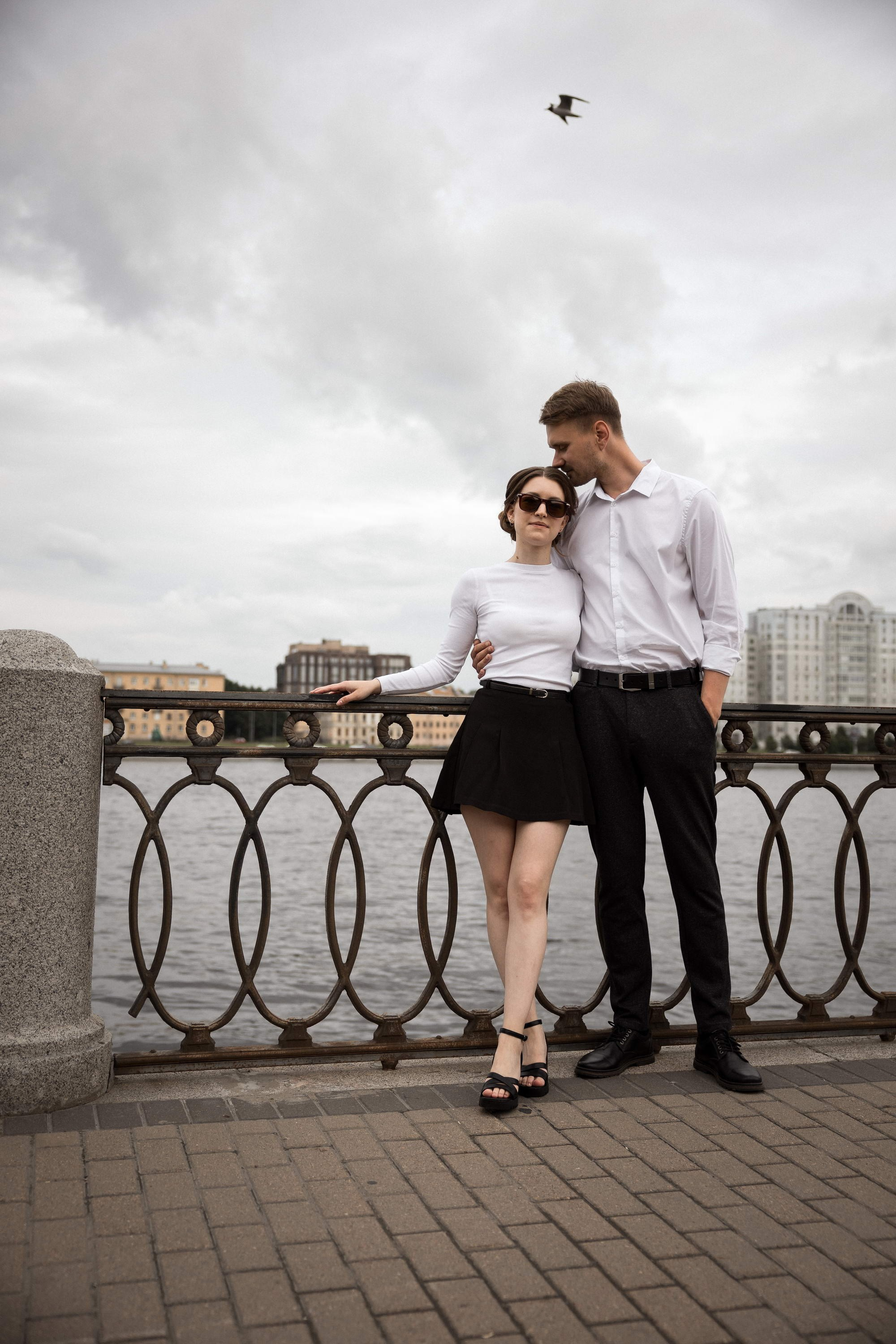 Лавстори в городе. Свадебный фотограф Игорь Брундасов 8PHOTO на свадьбу венчание загс СПб