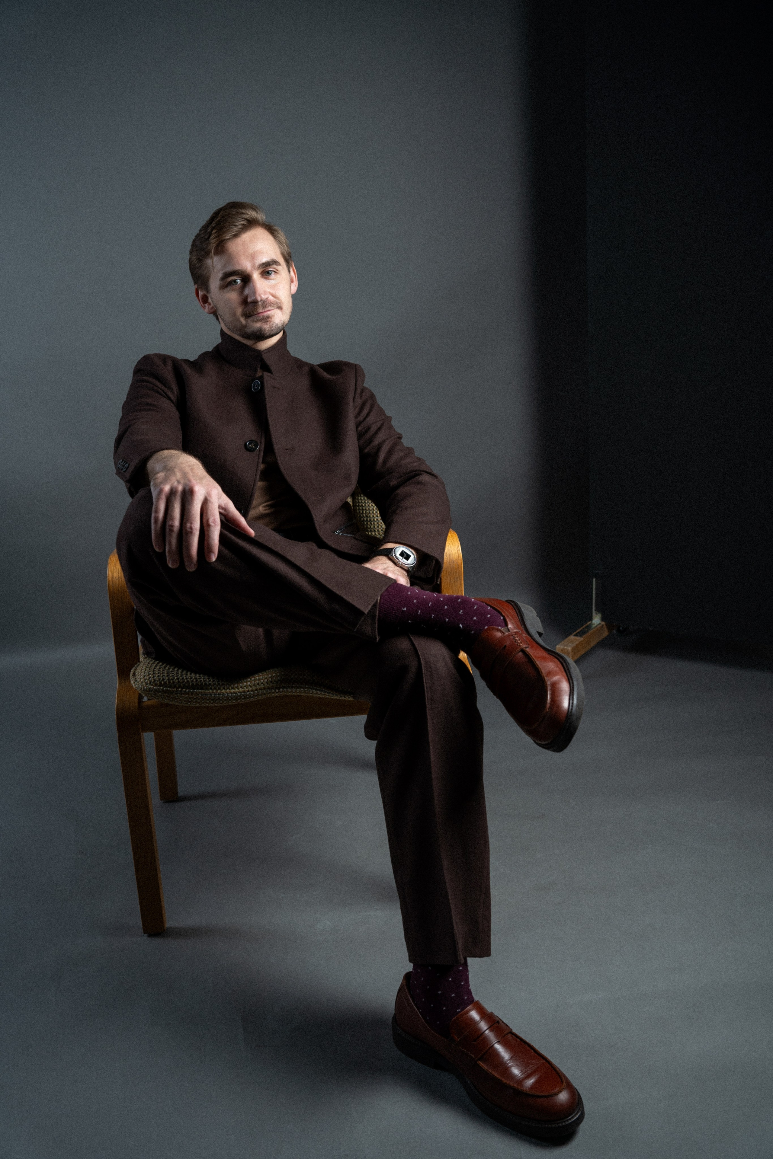 Студийный деловой портрет. Фотограф Елизавета Потешкина